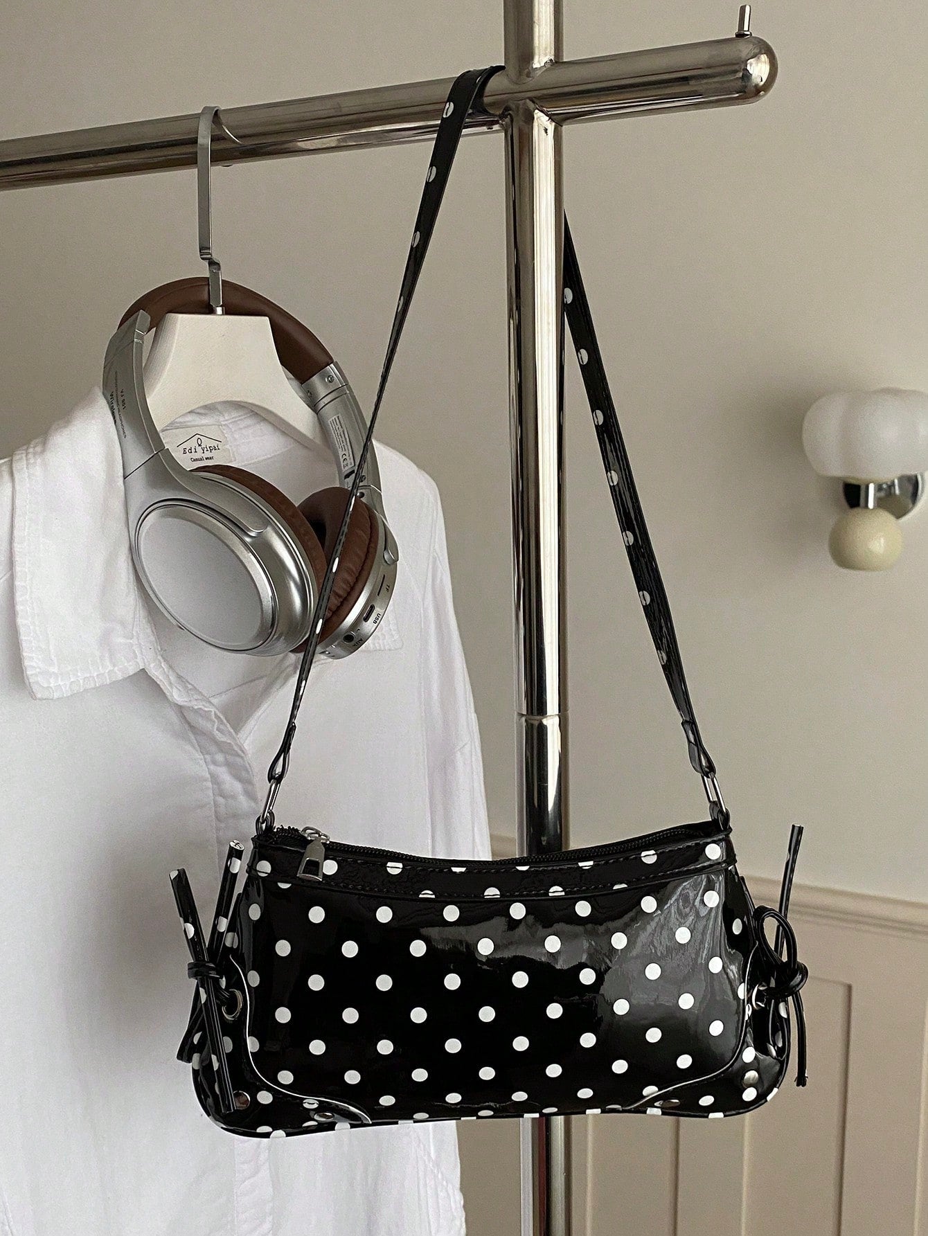 2026 New Fashion Women's Polka Dot Fresh Underarm Handbag Cute Student Daily Outing Shoulder Bag