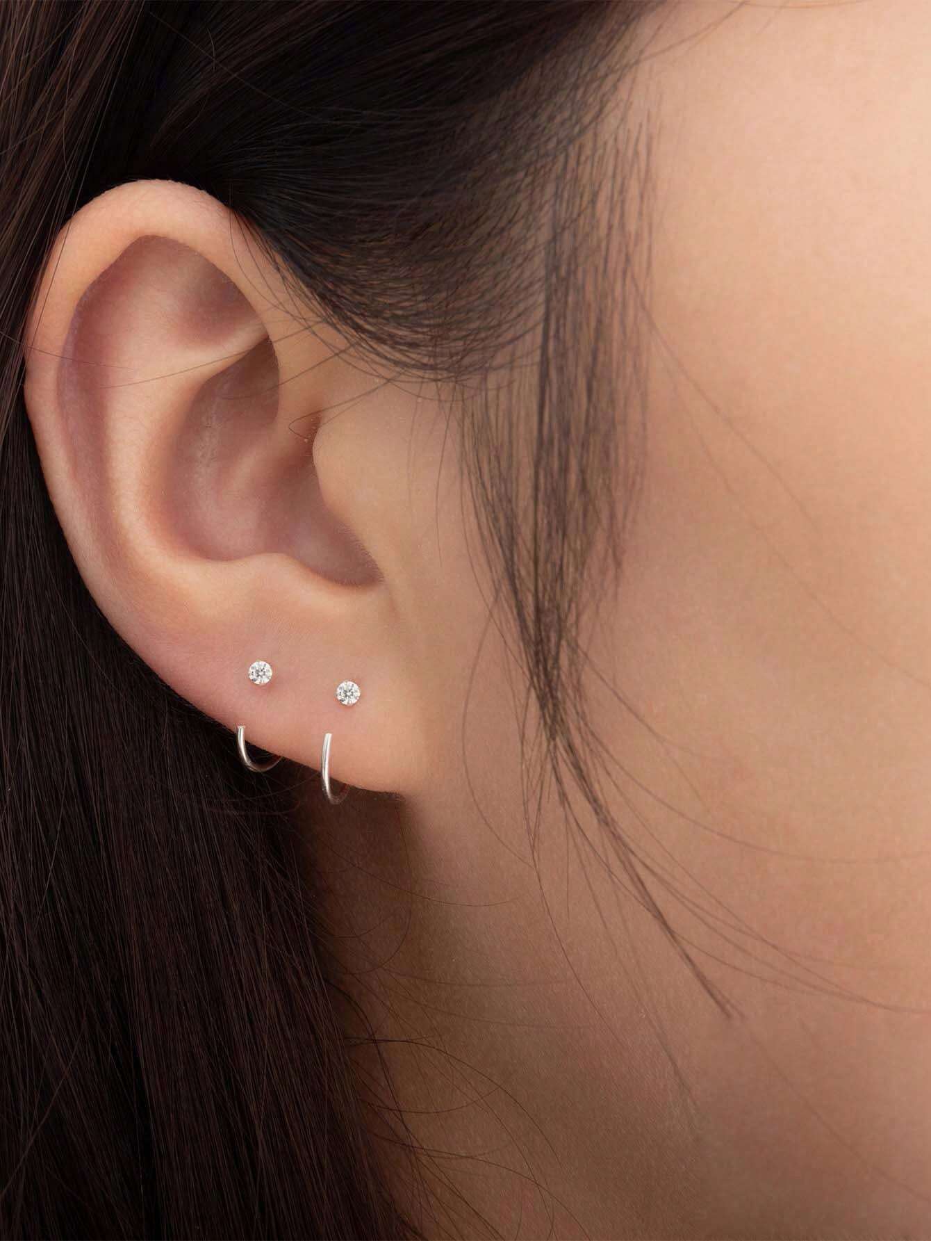 2pcs 925 Sterling Silver 2.0mm Round Cubic Zirconia Open C Design Hoop Earrings