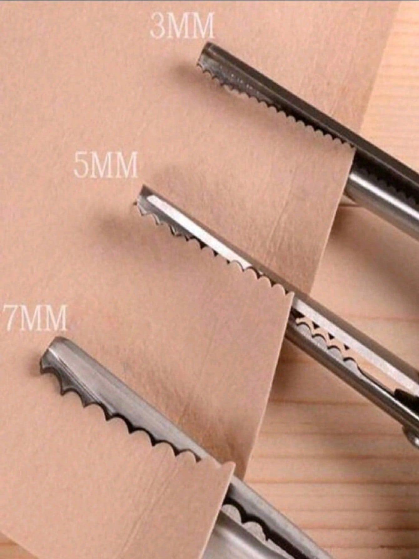 3, 5, 7mm Fabric Cutting Wavy Edge Pinking Shears Scissors No Import Fees