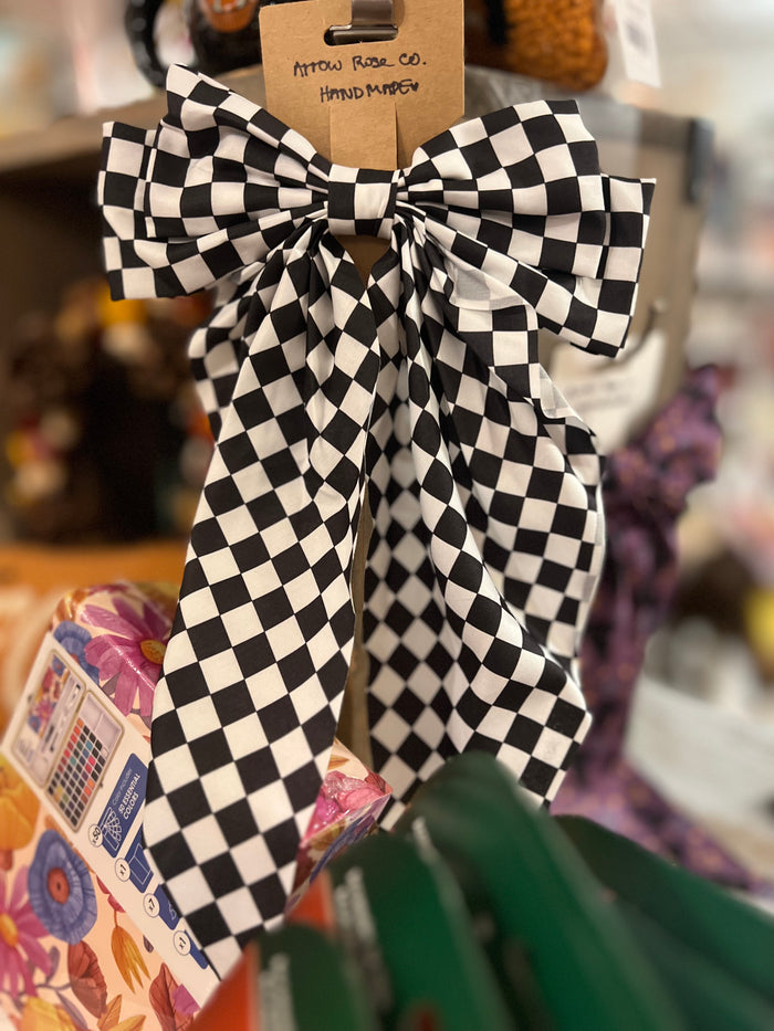 Arrow Rose Co. Checkerd Bows