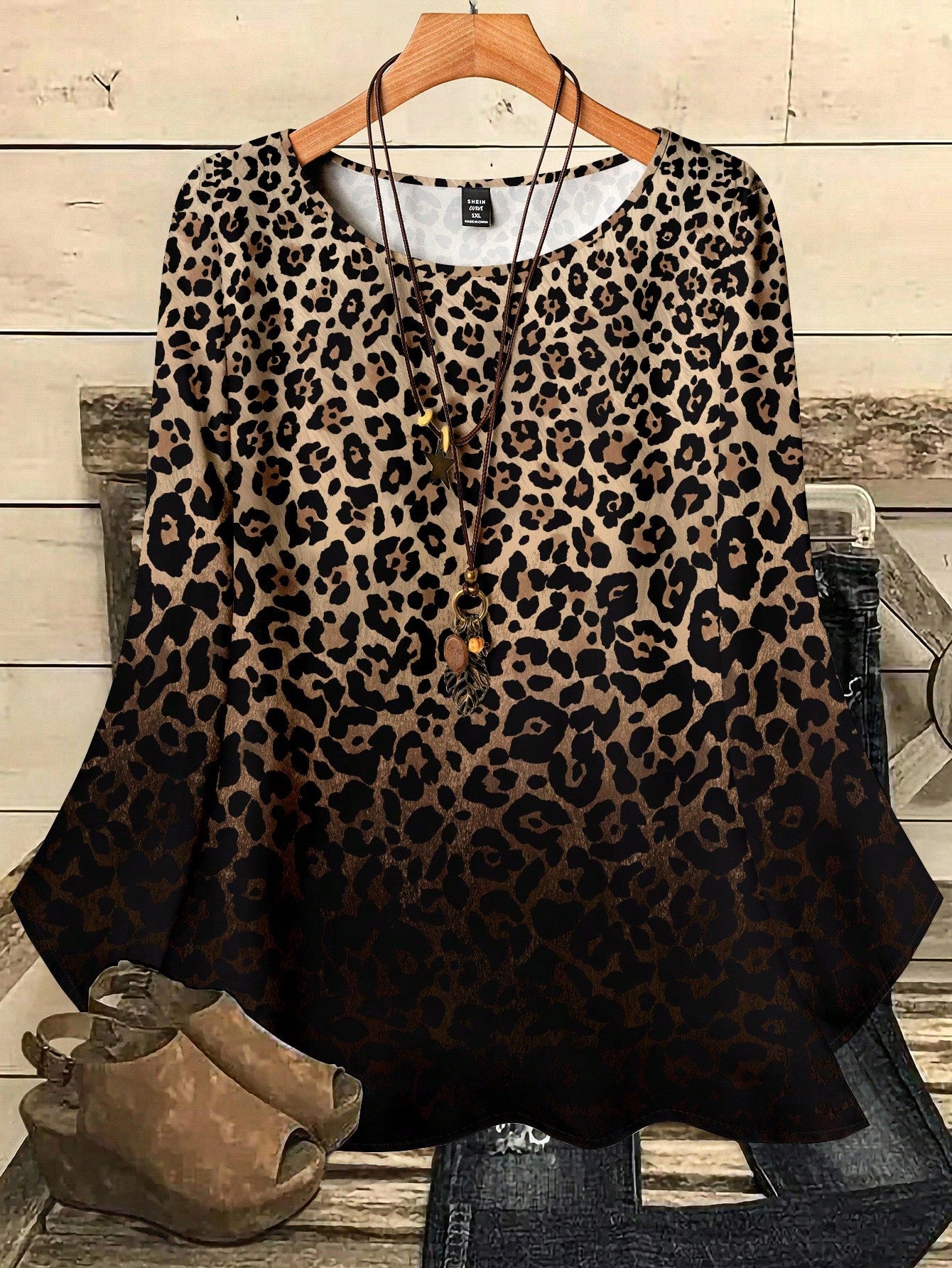 EMERY ROSE Plus Size Women Casual All-Over Print Loose Fit Round Neck 3/4 Sleeve Blouse,Spring/Summer/Vacation Fall