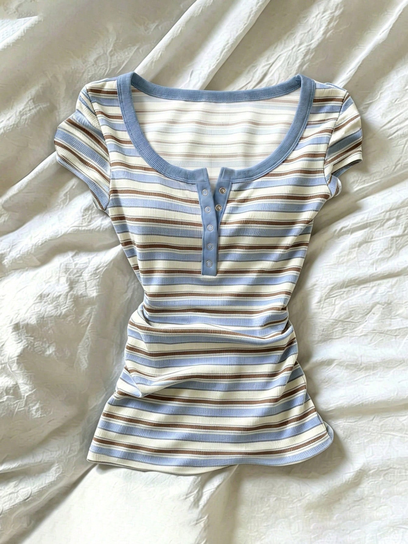 IslaSuriya Women's Striped Contrast Button Half Placket Fitted T-Shirt