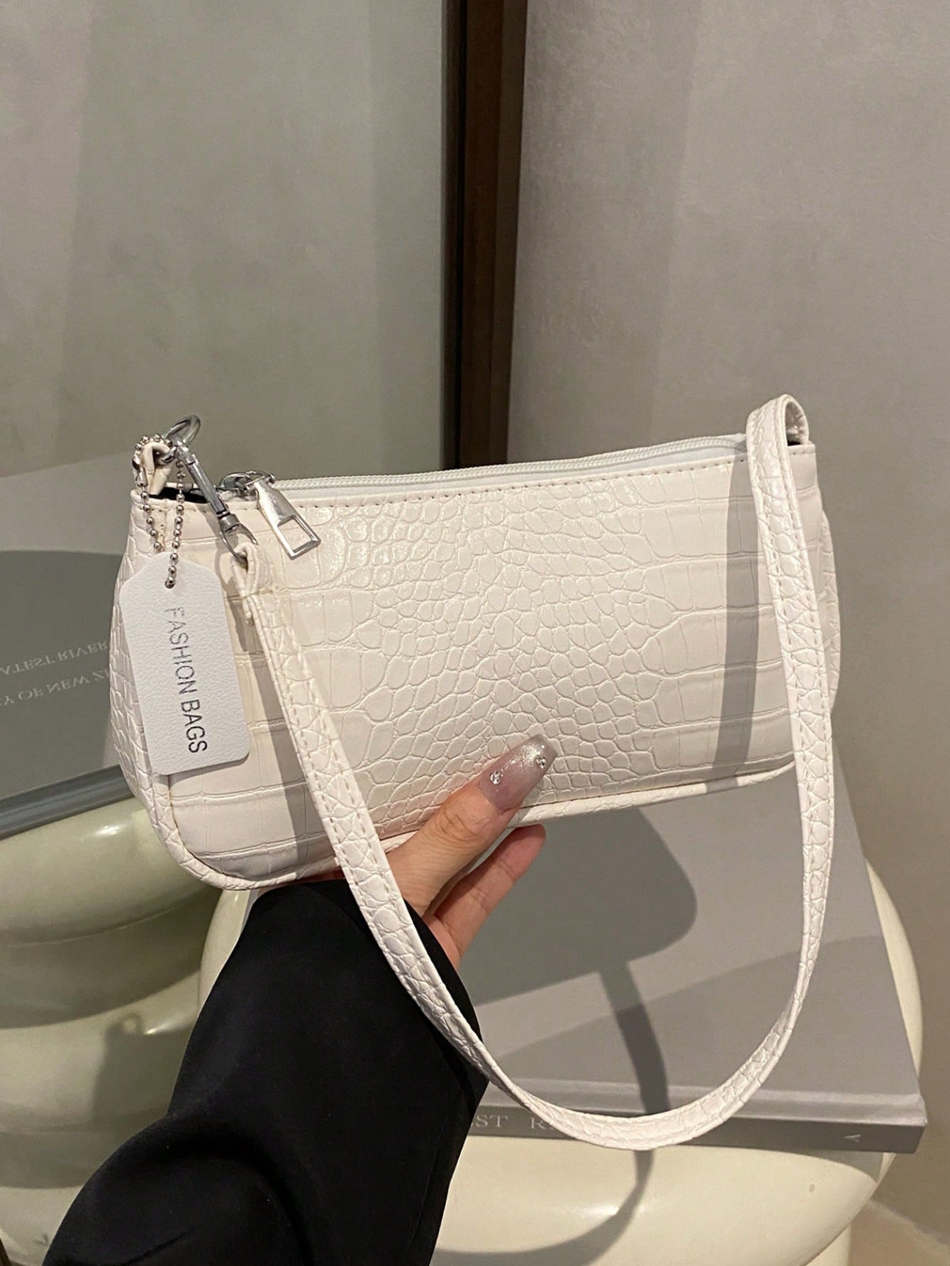New Fashion Versatile Texture Chain Strap Shoulder Bag, Women Underarm Handbag, White Bag