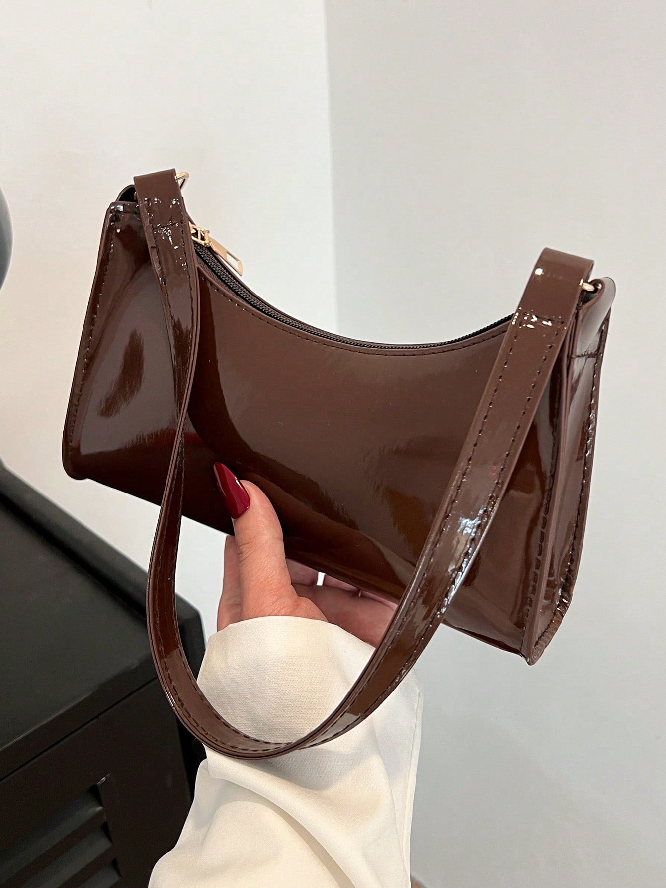 Solid Color Embossed Geometric Pattern Shoulder Bag, Zipper Underarm Women's Shoulder Bag, Fashionable Retro Zipper Bag, Casual Waterproof Handbag, Suitable For Girls, Women, College Students, Young P