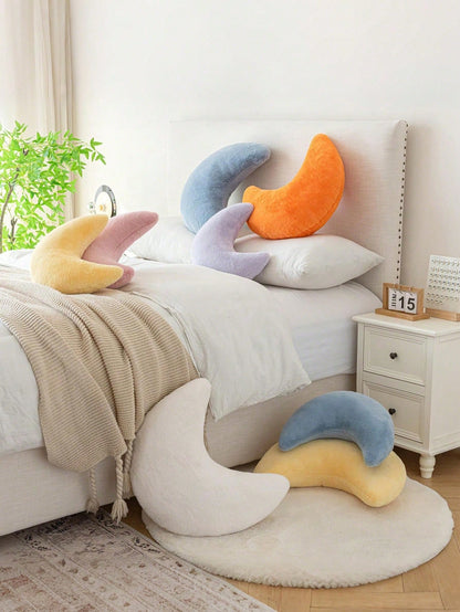 1 Moon-Shaped Decorative Throw Pillow, Made Of Soft Faux Fur Material, Suitable For Bed, Sofa, Moon-Shaped Plush Floor Cushion, Suitable For Living Room, Bedroom, Outdoor, Fall Thanksgiving Halloween
