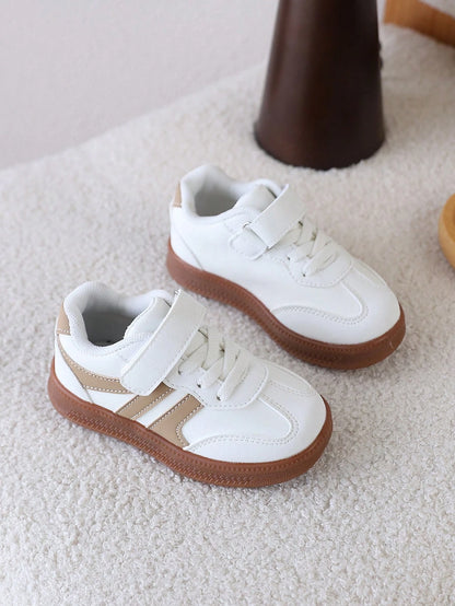 1 Pair Kids' German Training Shoes, Hook And Loop, Soft Sole, Anti-Slip, Lightweight, Versatile Outdoor Skate Shoes For Boys And Girls
