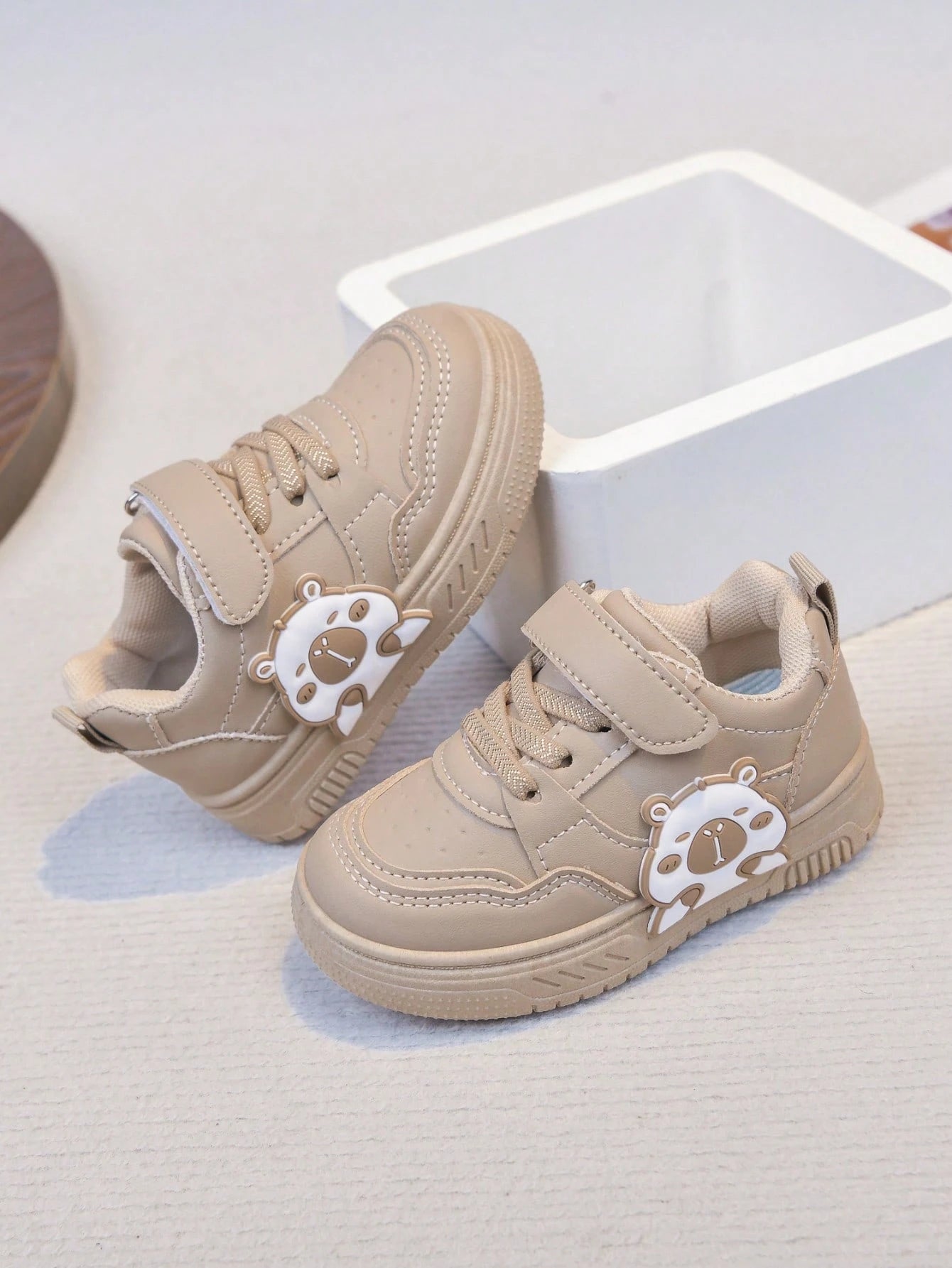 1 Pair Kids Low-Top Sneakers, Lightweight Comfortable Casual Sports Shoes For Boys And Girls, Baby Toddler Walking Shoes, Cute Cartoon Design