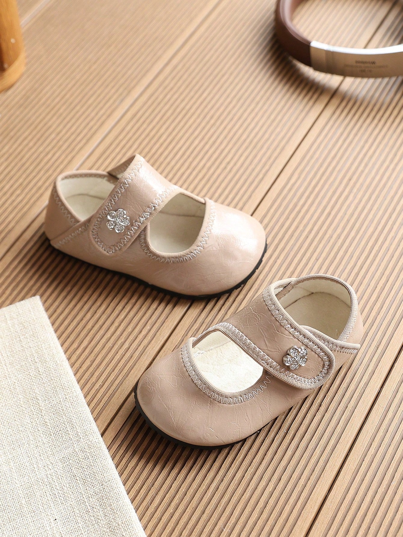 1 Pair Kids Spring/Summer Korean Style Comfortable Soft Sole Indoor Shoes For Kindergarten