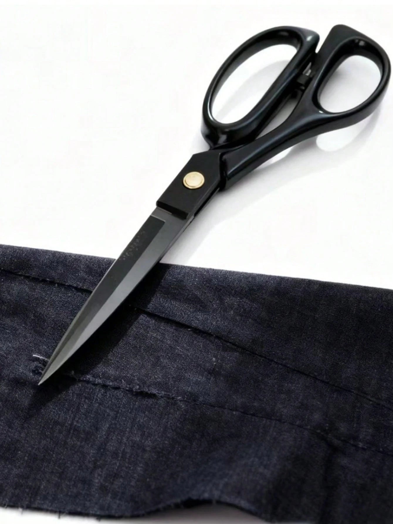 1 Pair Professional Tailor Scissors, Suitable For Cutting Thick Fabrics, Leather And More. Sharp Sewing Scissors Applicable For Home, Office, Artists And Tailors. Arts, Crafts And Sewing Supplies.