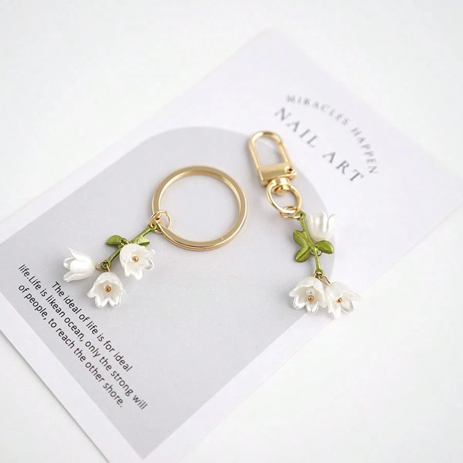 1 Pc Women's Elegant Lily Flower Charm Keychain Lily Bead Pendant Minimalist Decor For Bag Backpack And Car Keys Backpack Decor