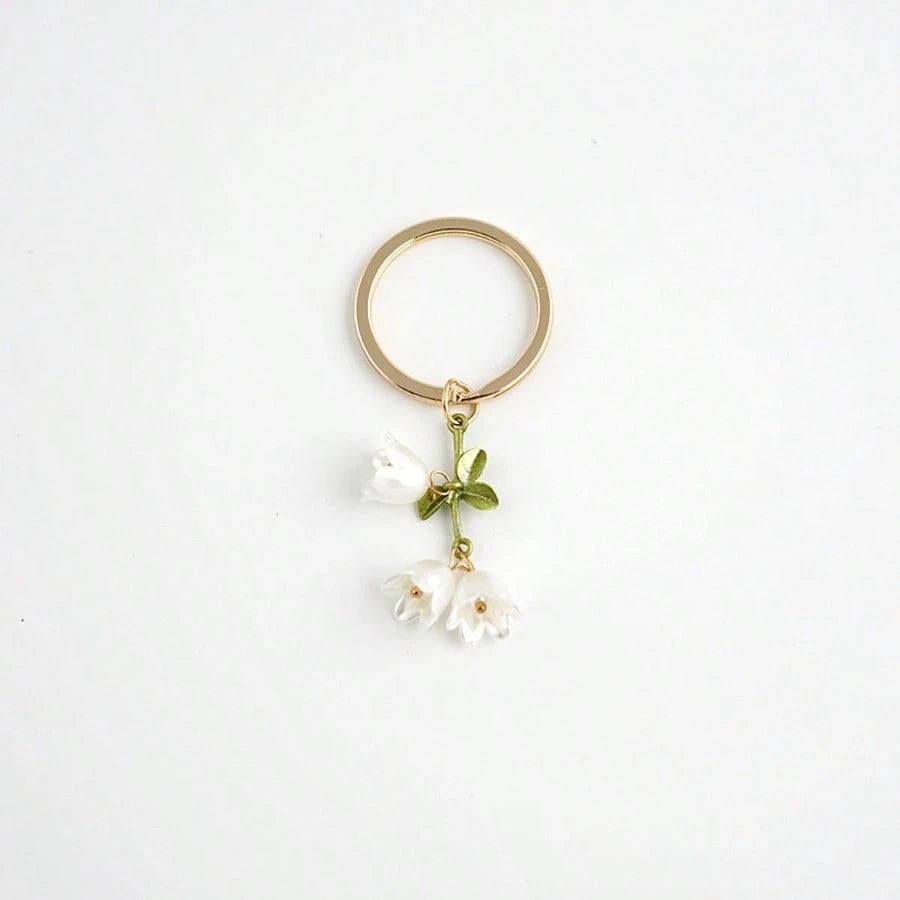 1 Pc Women's Elegant Lily Flower Charm Keychain Lily Bead Pendant Minimalist Decor For Bag Backpack And Car Keys Backpack Decor