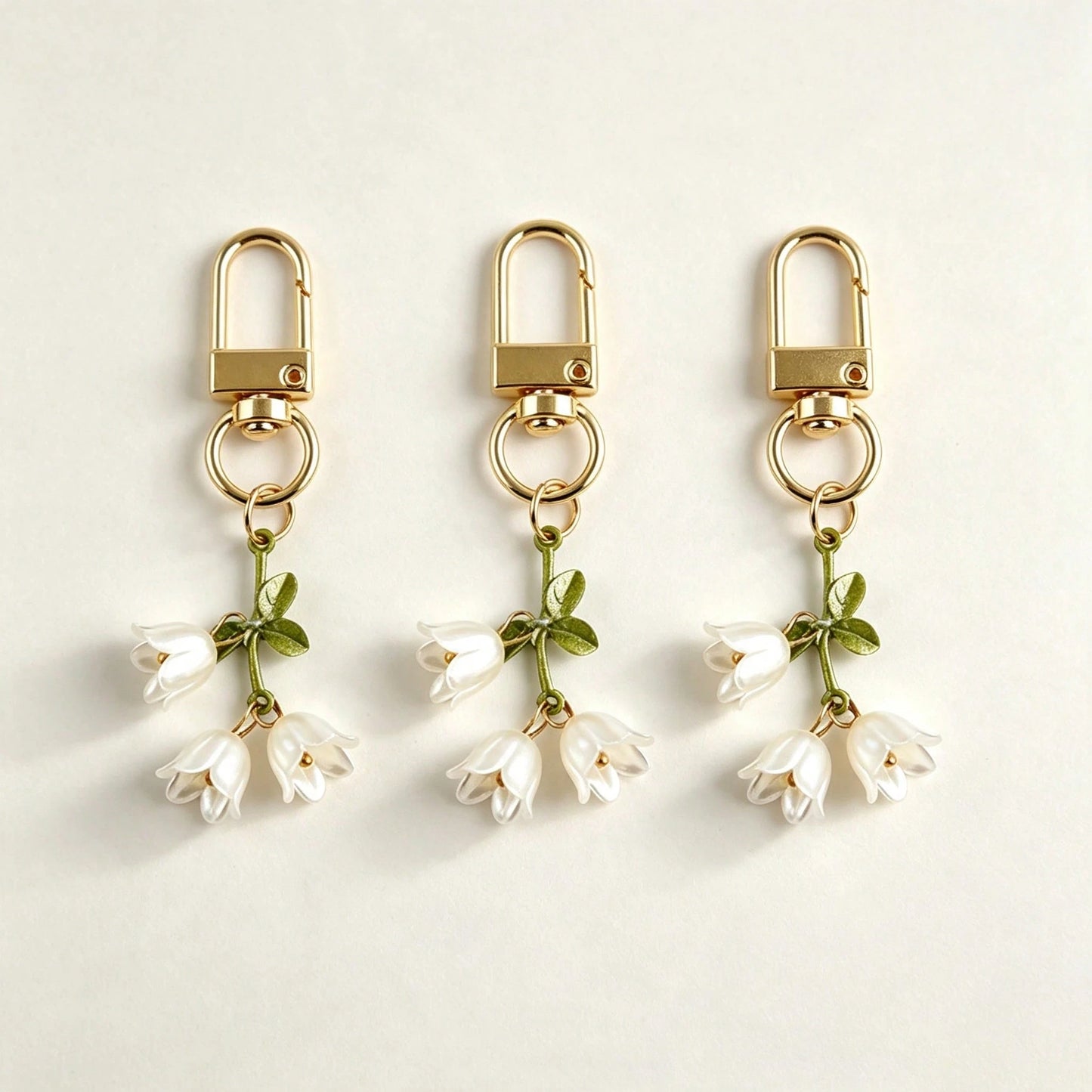 1 Pc Women's Elegant Lily Flower Charm Keychain Lily Bead Pendant Minimalist Decor For Bag Backpack And Car Keys Backpack Decor