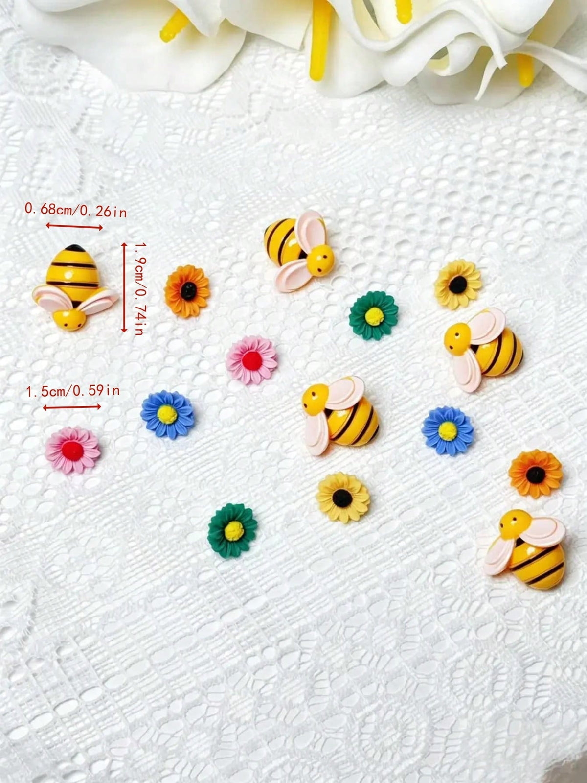1 Set 15pcs Cute Bee & Flower Shaped Push Pins, Decorative Cork Board Pins, Suitable For Message Boards, Photo Walls, Mini Spring Garden Style Bulletin Board Pins, For Office, School, Home DIY Decorat