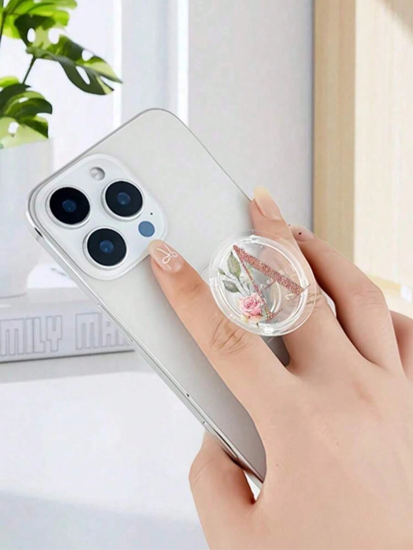 1 Set Letter Phone Stand- Transparent Foldable & Extendable Phone Grip, Unique Fashion Design, Smartphone Accessory, Durable Material, Phone Holder, Phone Grip