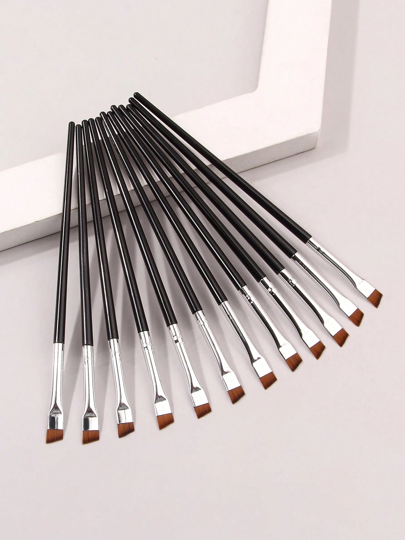 12pcs Ultra-Fine Blade Eyeliner Brush, Soft-Bristled Makeup Brush, Portable Eyebrow Brush, Multi-Functional Multi-Purpose Makeup Tool,Eyebrow Brush,Eyeshadow Brush,Spoolie,Spoolie Brush,Giveaways