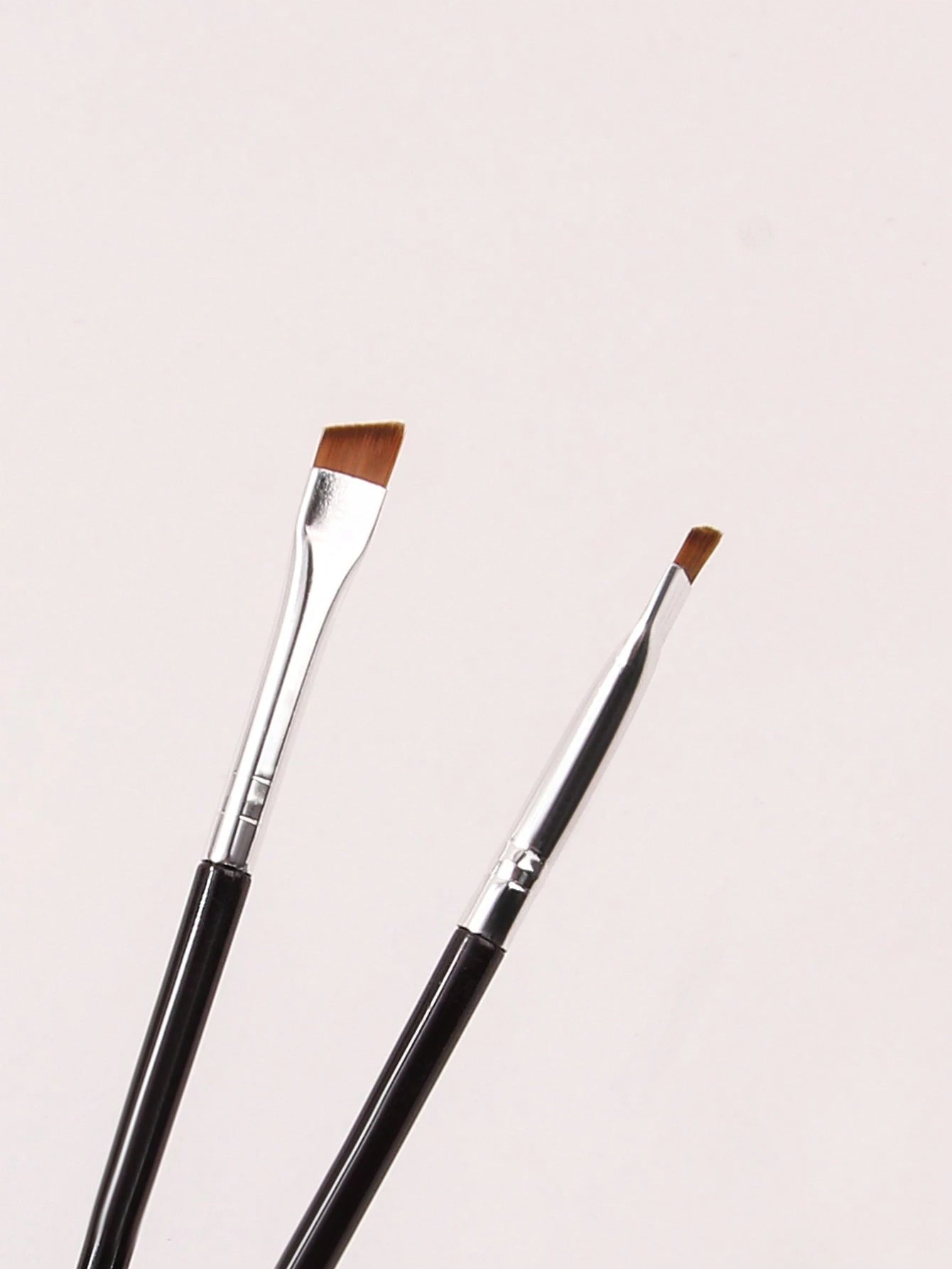 12pcs Ultra-Fine Blade Eyeliner Brush, Soft-Bristled Makeup Brush, Portable Eyebrow Brush, Multi-Functional Multi-Purpose Makeup Tool,Eyebrow Brush,Eyeshadow Brush,Spoolie,Spoolie Brush,Giveaways