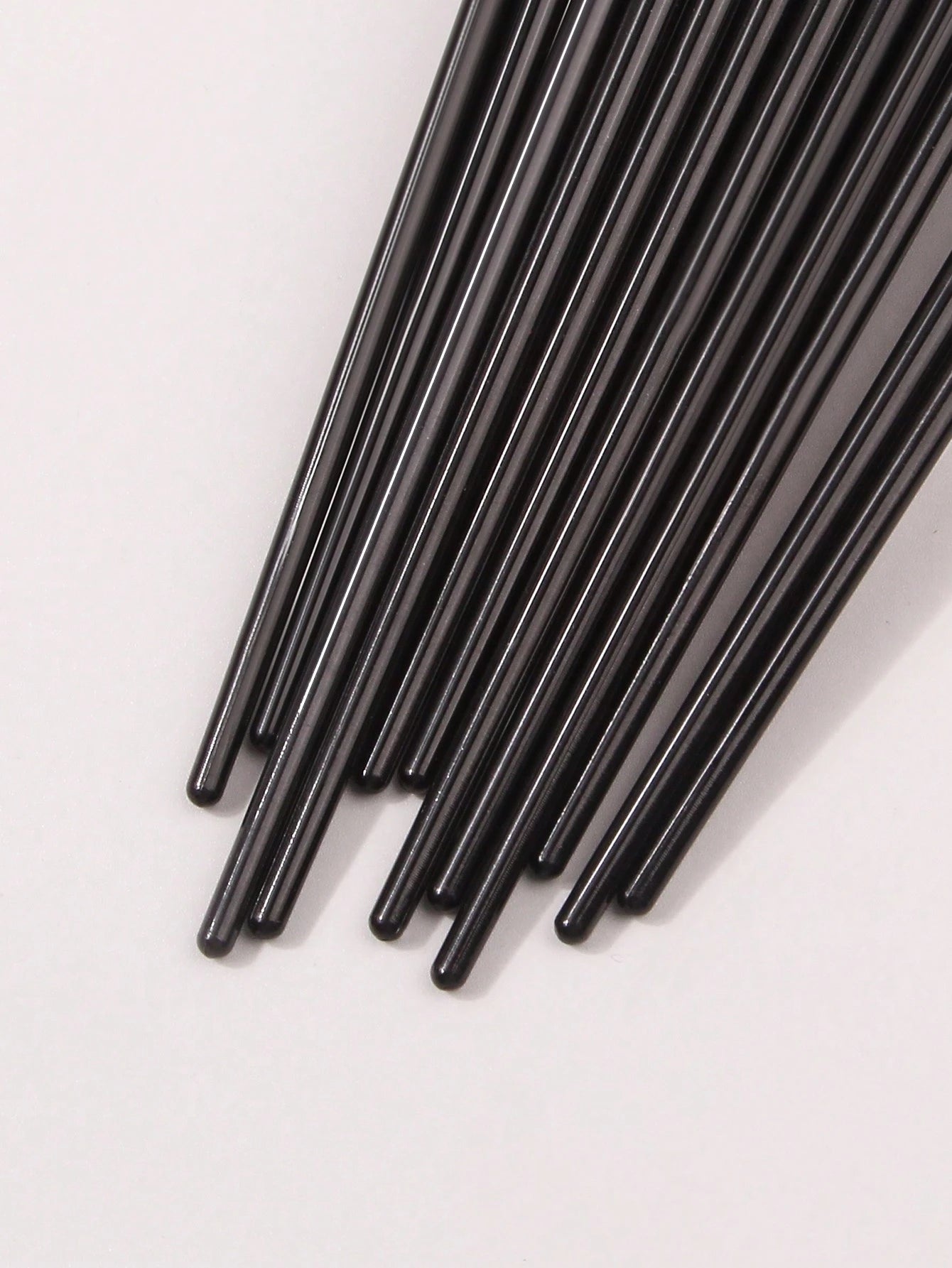 12pcs Ultra-Fine Blade Eyeliner Brush, Soft-Bristled Makeup Brush, Portable Eyebrow Brush, Multi-Functional Multi-Purpose Makeup Tool,Eyebrow Brush,Eyeshadow Brush,Spoolie,Spoolie Brush,Giveaways