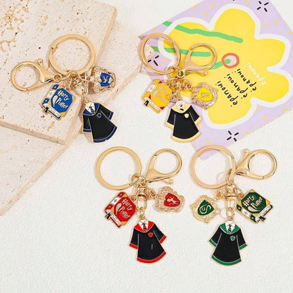 1pc/4pcs House Shaped Keychain, Suitable For Children And Collectors, Themed Handicraft, Creative Gift For Birthday Party And Bachelor Party, Inspired By The Magical World