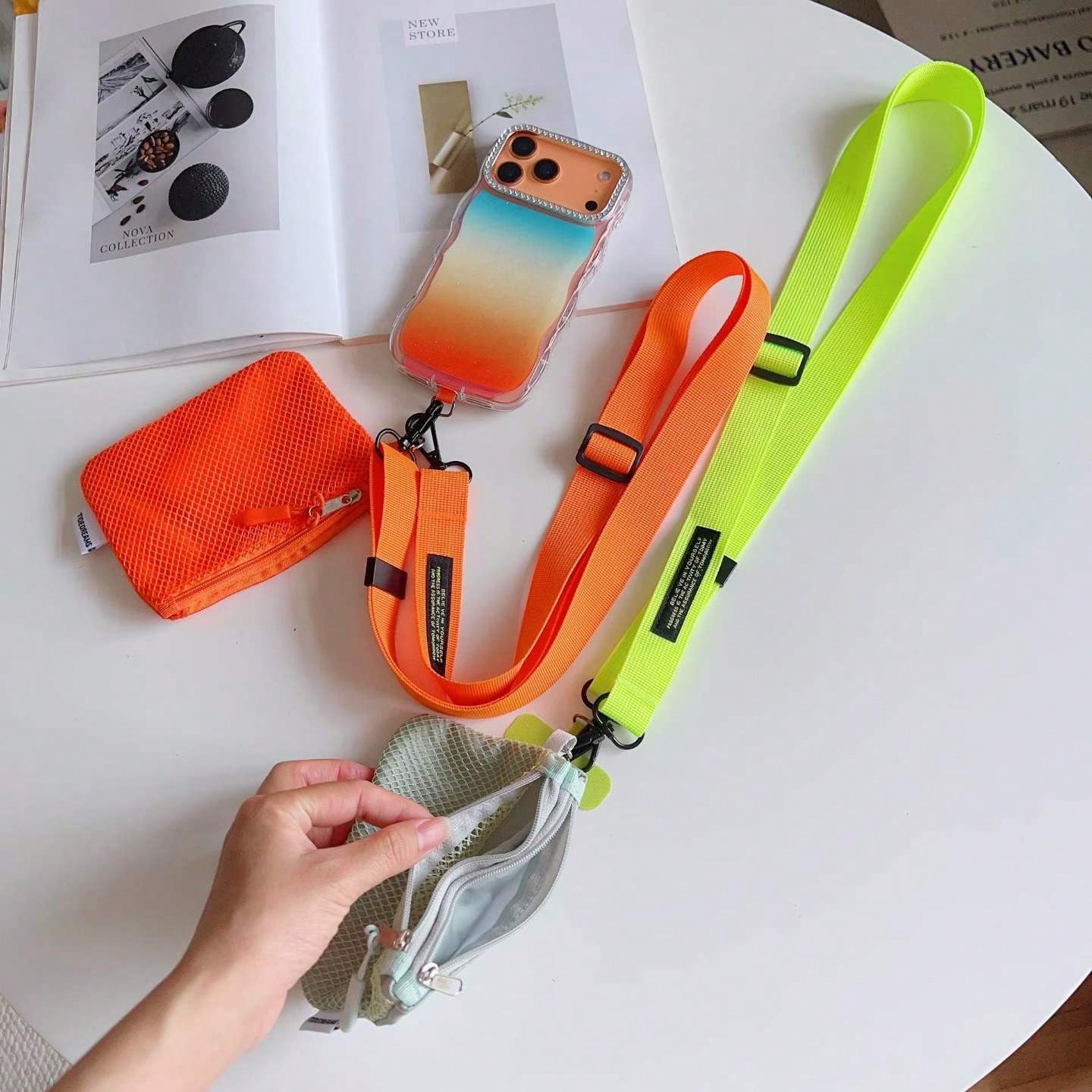 1pc Adjustable Crossbody Phone Lanyard With Mesh Zipper Pouch, Anti-Lost & Anti-Drop Neck Strap For Phone, Keys & Small Essentials, Casual Outdoor Phone Accessory