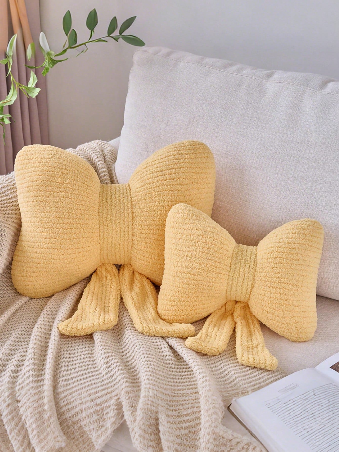 1pc Bow Knot Throw Pillow, Soft Plush Decorative Pillow, Bow Knot Pillow For Sofa Bed, Home Decor Bow Knot Shaped Pillow Suitable For Bedroom Living Room, Autumn Outdoor Cushion, Bedroom Decor, Room D