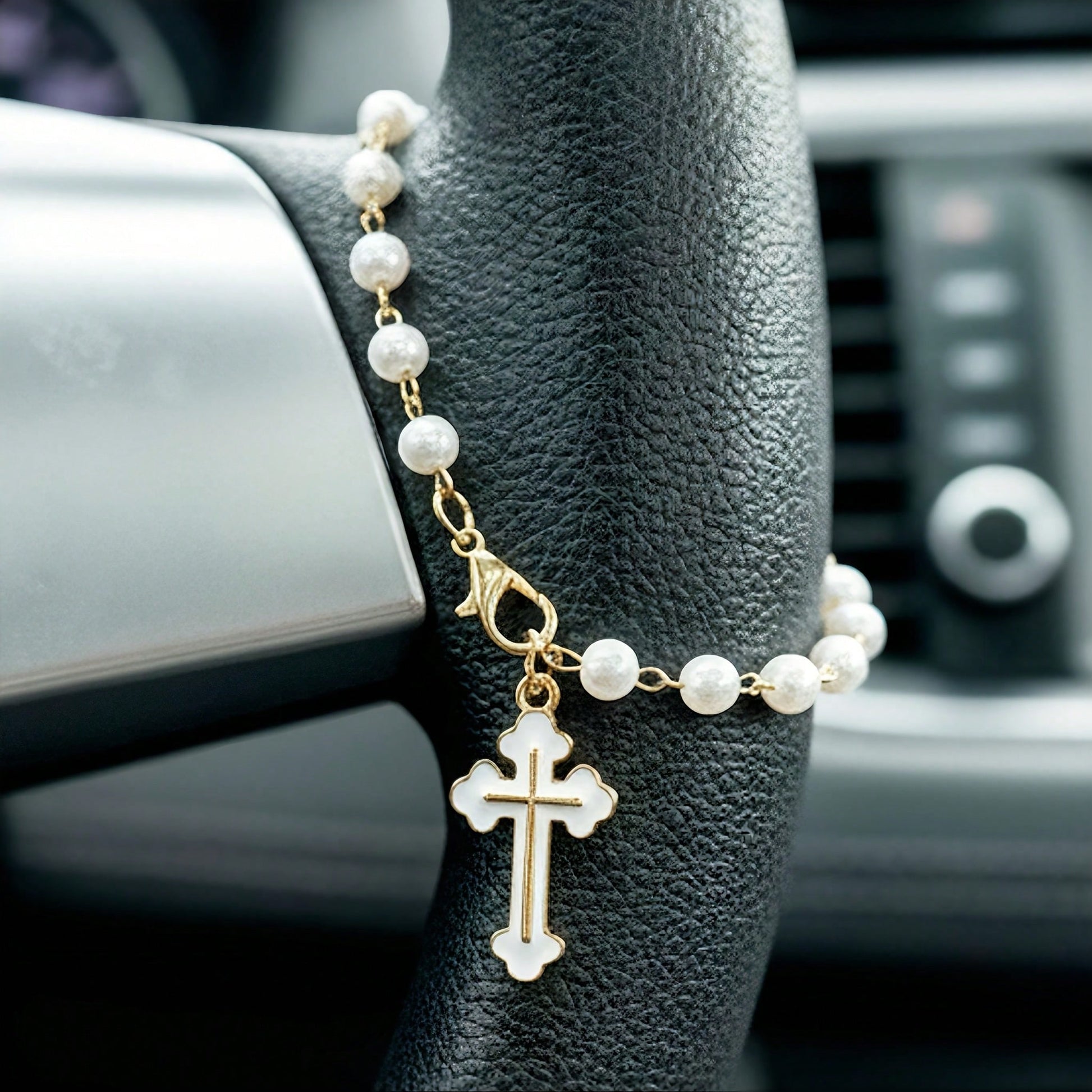 1pc Car Steering Wheel Decorative Pendant Light Luxury Chain Car Steering Wheel Decorative Pendant