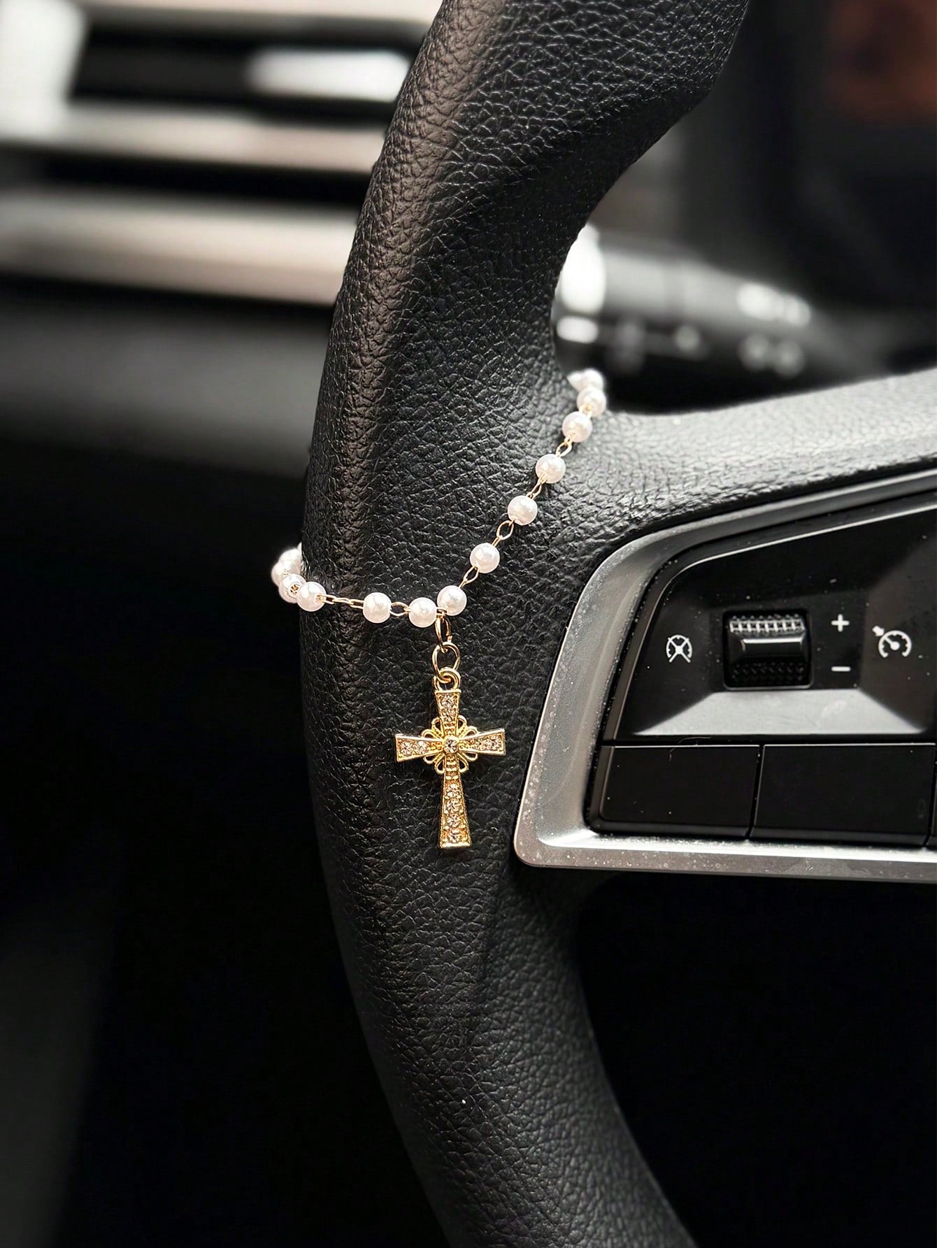 1pc Car Steering Wheel Pearl Chain Cross Decoration Car Interior Decoration