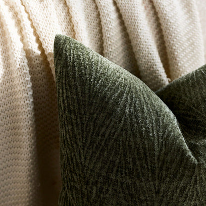 1pc Dark Green (Insert Not Included) Vintage 3D Leaf Textured Pillow Cover, Fashionable Minimalist Farmhouse Chenille Soft Thick Cushion Cover, Suitable For Daily Home Decor, Holiday Gift, Sofa, Bed