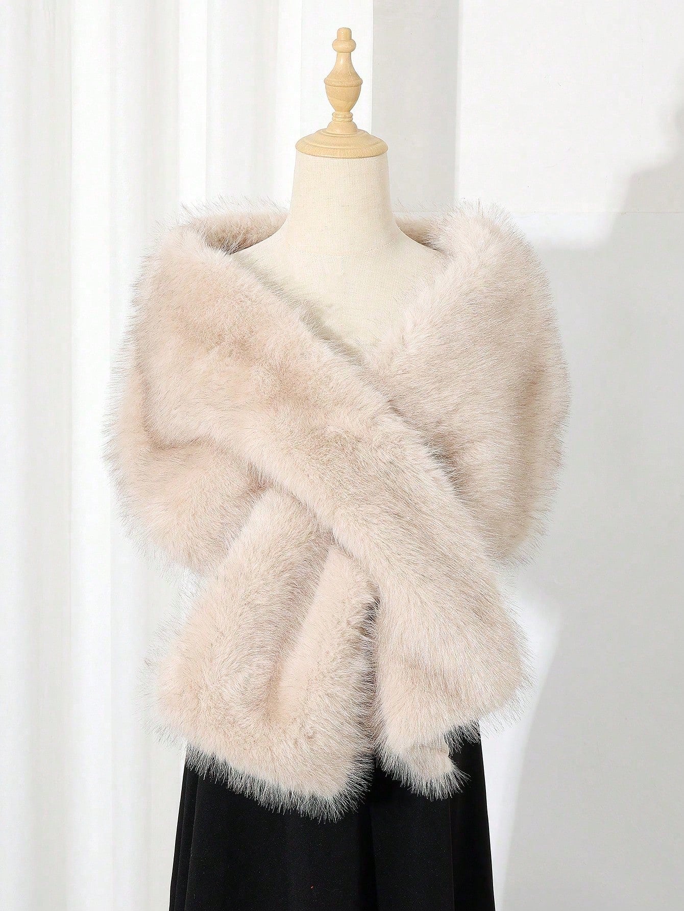 1pc Faux Fur Bridal Shawl With Collar, Autumn/Winter Cape For Wedding Dress, Scarf