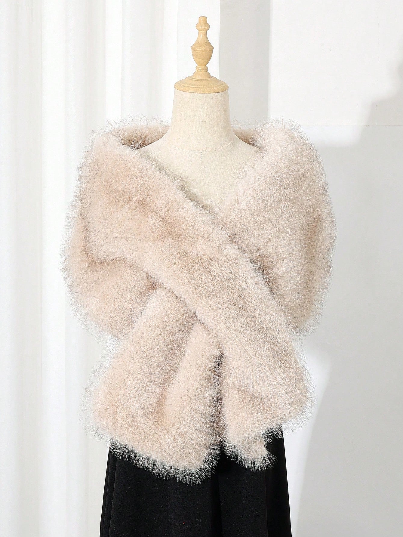 1pc Faux Fur Bridal Shawl With Collar, Autumn/Winter Cape For Wedding Dress, Scarf