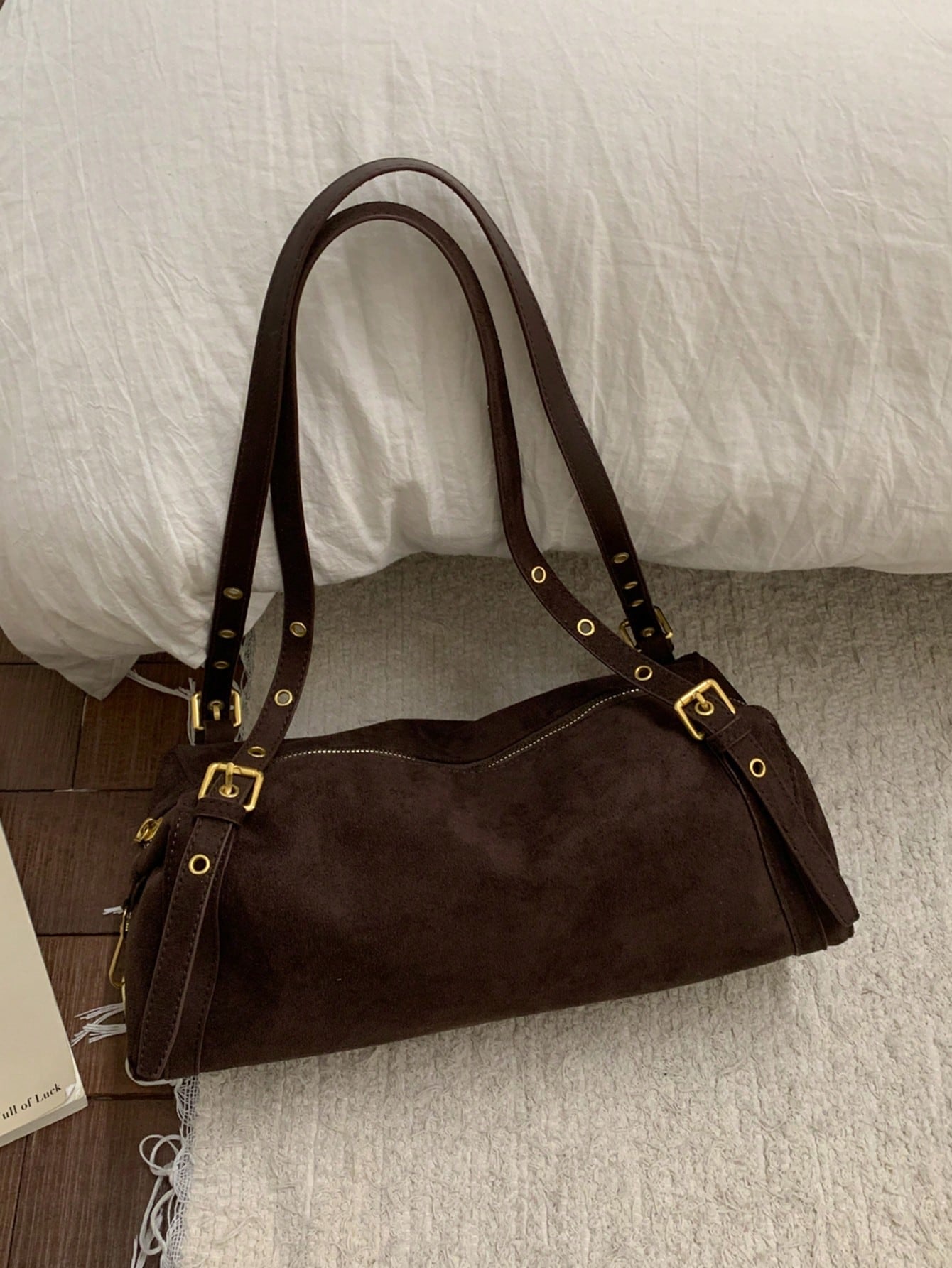 1pc Faux Suede Handbag With Gold-Tone Hardware, Convertible Tote & Shoulder Bag, Zipper Closure, Vintage Casual Style, Suitable For Commuting, Dating, Shopping In Autumn/Winter