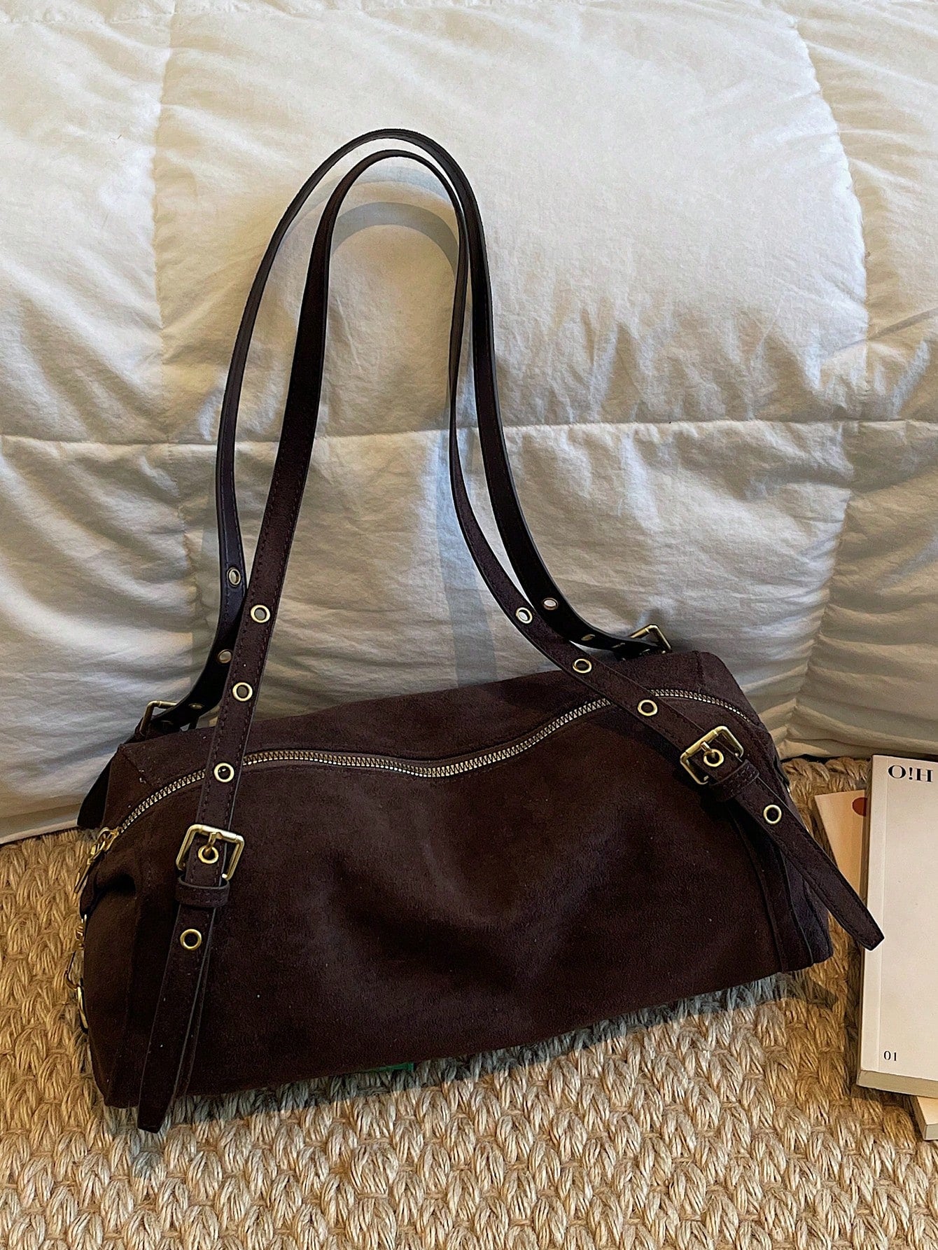 1pc Faux Suede Handbag With Gold-Tone Hardware, Convertible Tote & Shoulder Bag, Zipper Closure, Vintage Casual Style, Suitable For Commuting, Dating, Shopping In Autumn/Winter