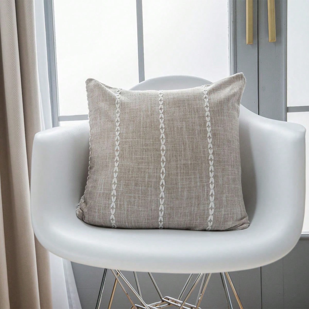 1pc Geometric Modern Line And Plaid Style Throw Pillow Cover, Fits Living Room Sofa, Bedroom Bed, Bay Window, Farmhouse, Hidden Zipper Closure Easy To Remove And Wash, Machine Washable, Multiple Patte