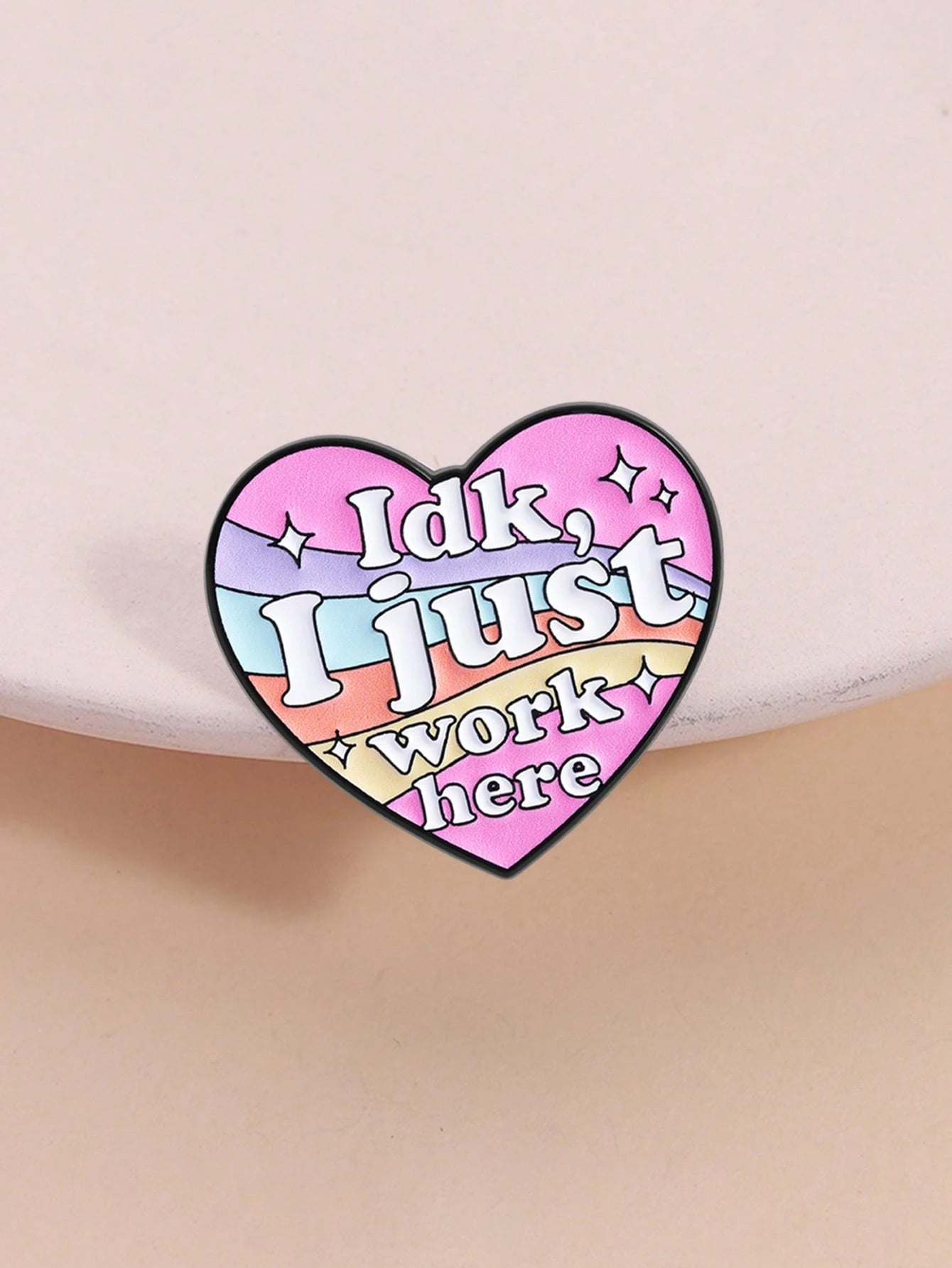 1pc "I Don't Know, I Just Work Here" Rainbow Color Text Enamel Heart Brooch, Indifferent Attitude Humor Relief Accessory For Workplace