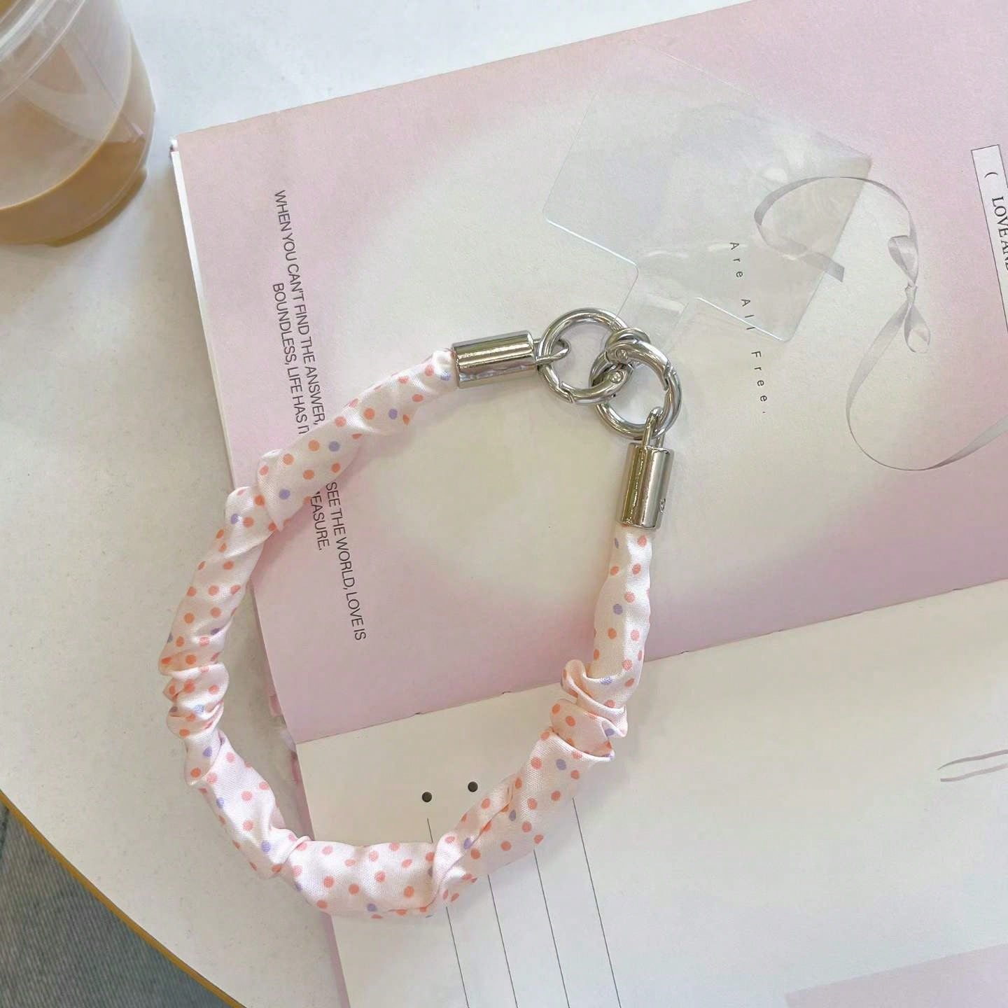 1pc INS Style Korean Dopamine Polka Dot Pleated Wrist Strap Phone Lanyard Fashion Versatile Bag Charm Short Phone Case Earphone