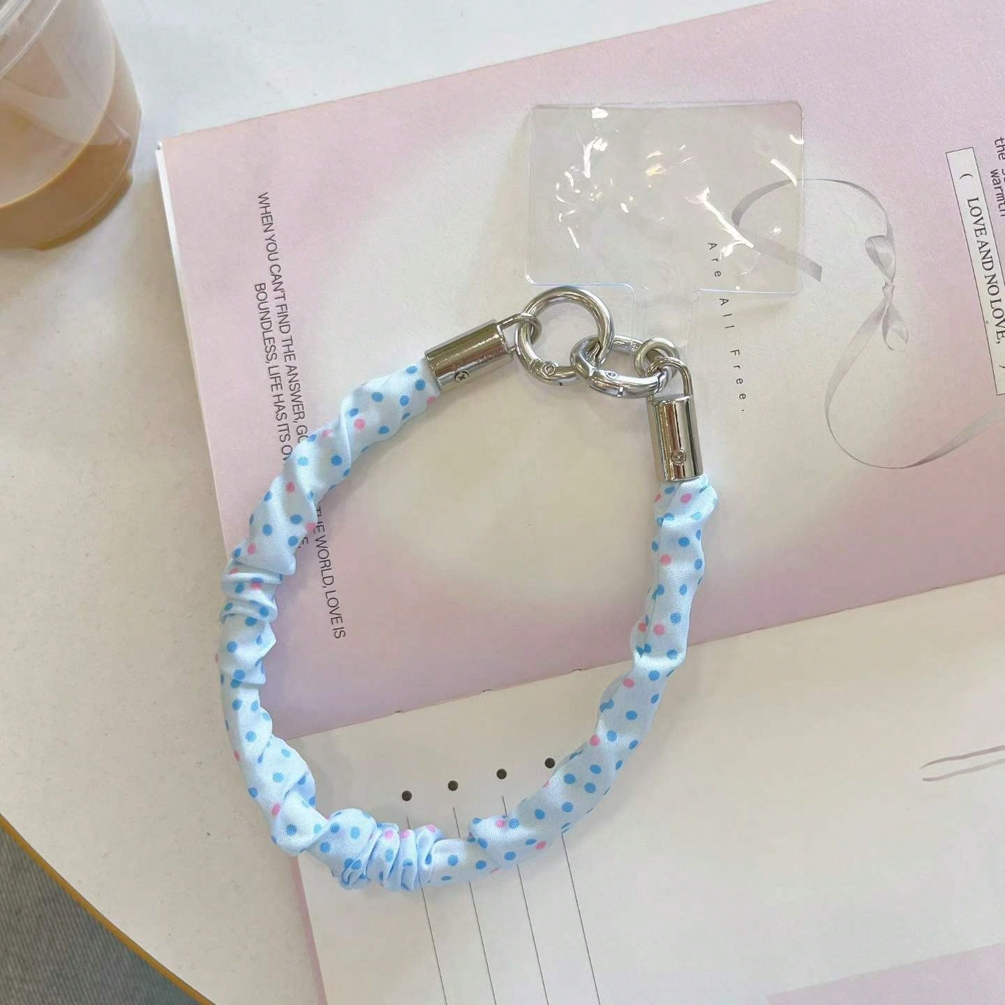 1pc INS Style Korean Dopamine Polka Dot Pleated Wrist Strap Phone Lanyard Fashion Versatile Bag Charm Short Phone Case Earphone