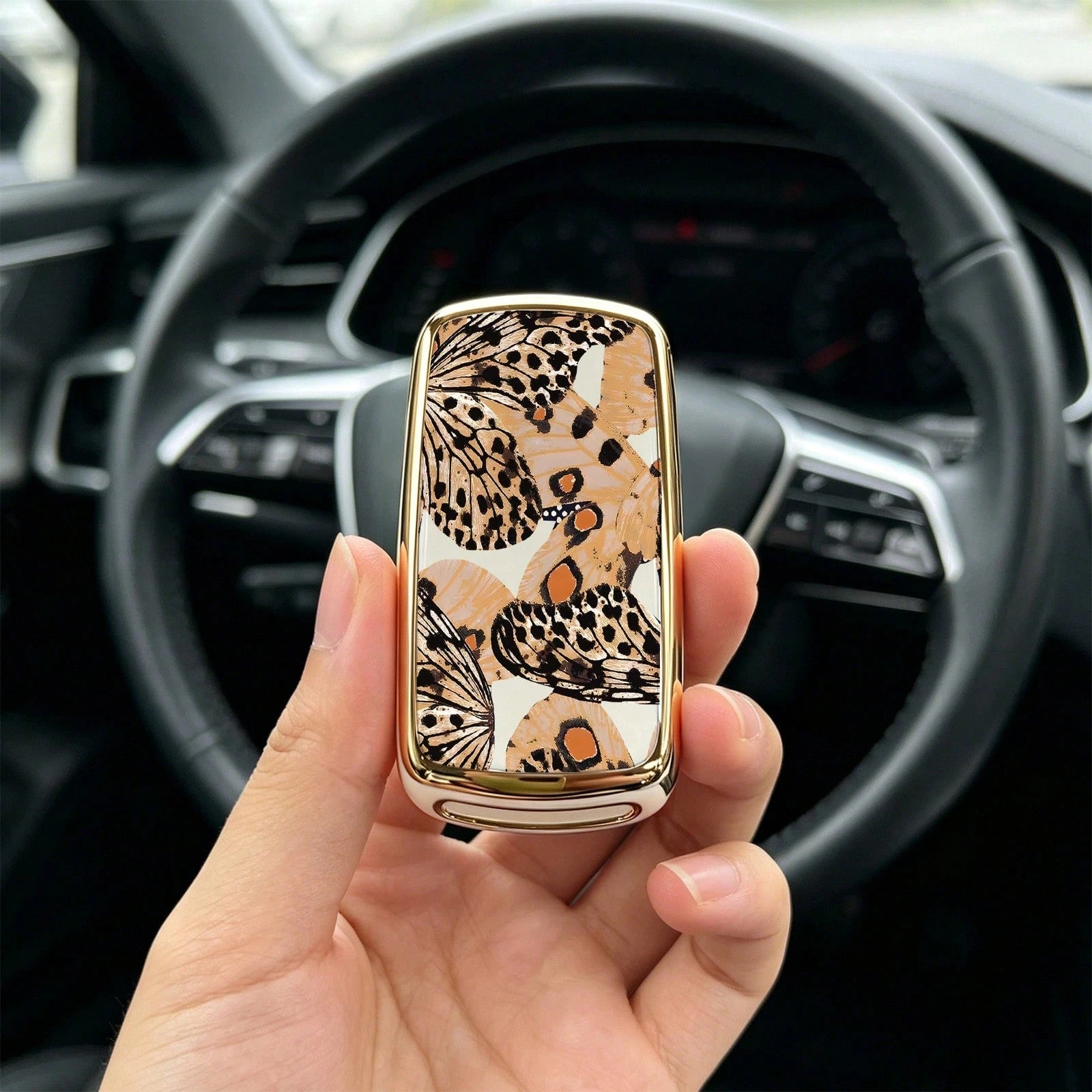 1pc Key Cover- Print,Suitable For Jetta Mk6, Polo Mk5, Golf Mk6, Tiguan Mk1, Passat B7, Passat NMS, Caddy Mk3, Beetle, Amarok, Touran Mk1. Advanced Soft-Touch, Does Not Block Signal, Unisex.
