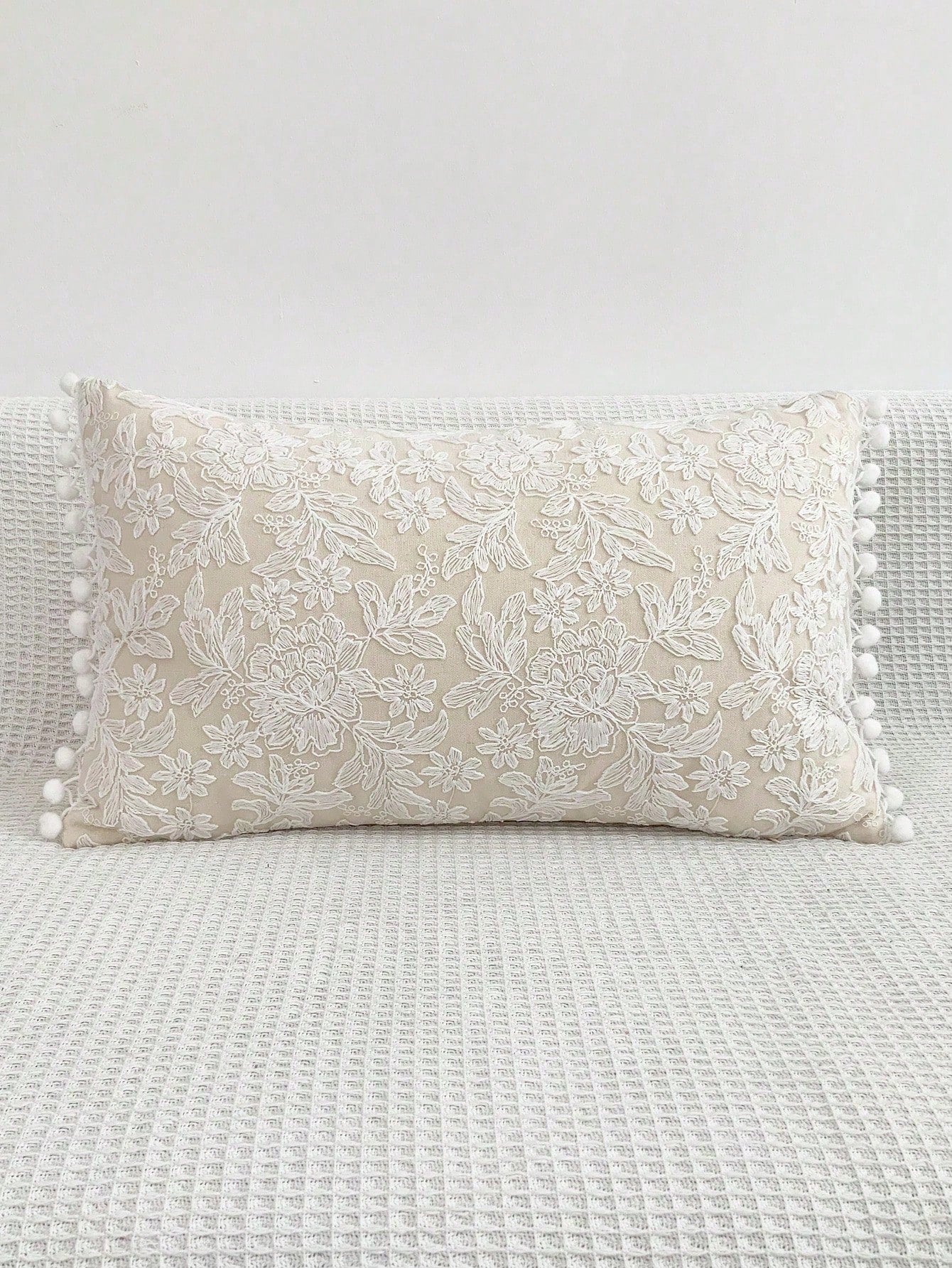 1pc Lace Embroidered Faux Fur Decorative Throw Pillow/Lumbar Pillow Cover, For Bedroom, Living Room, Sofa