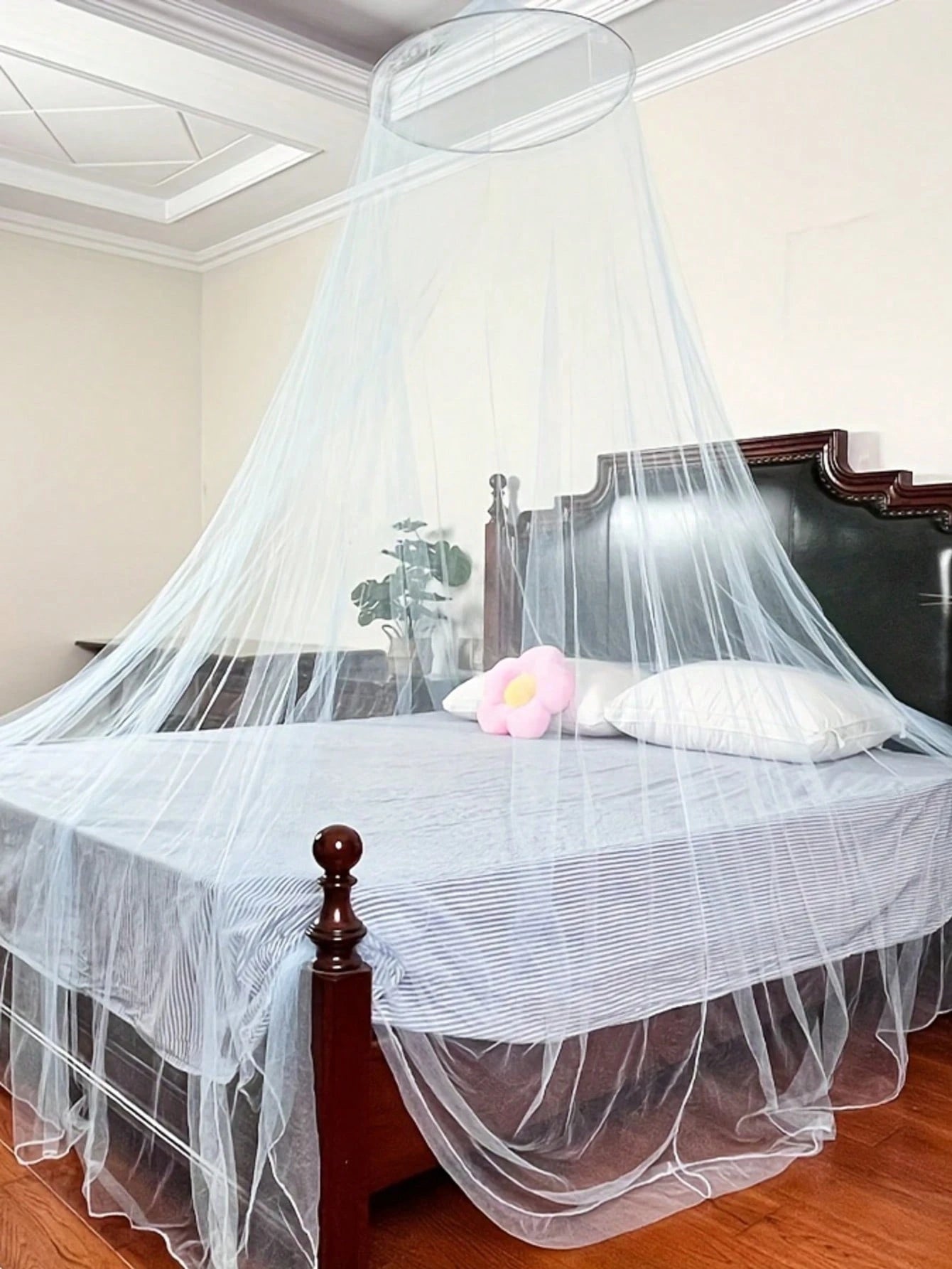 1pc Large All-Season Mosquito Net- Waterproof, Insect Repellent, Suitable For Outdoor Camping, Garden Protection And Room Decoration, Camping Essentials| Quiet Camping Setup| Durable Mosquito Net