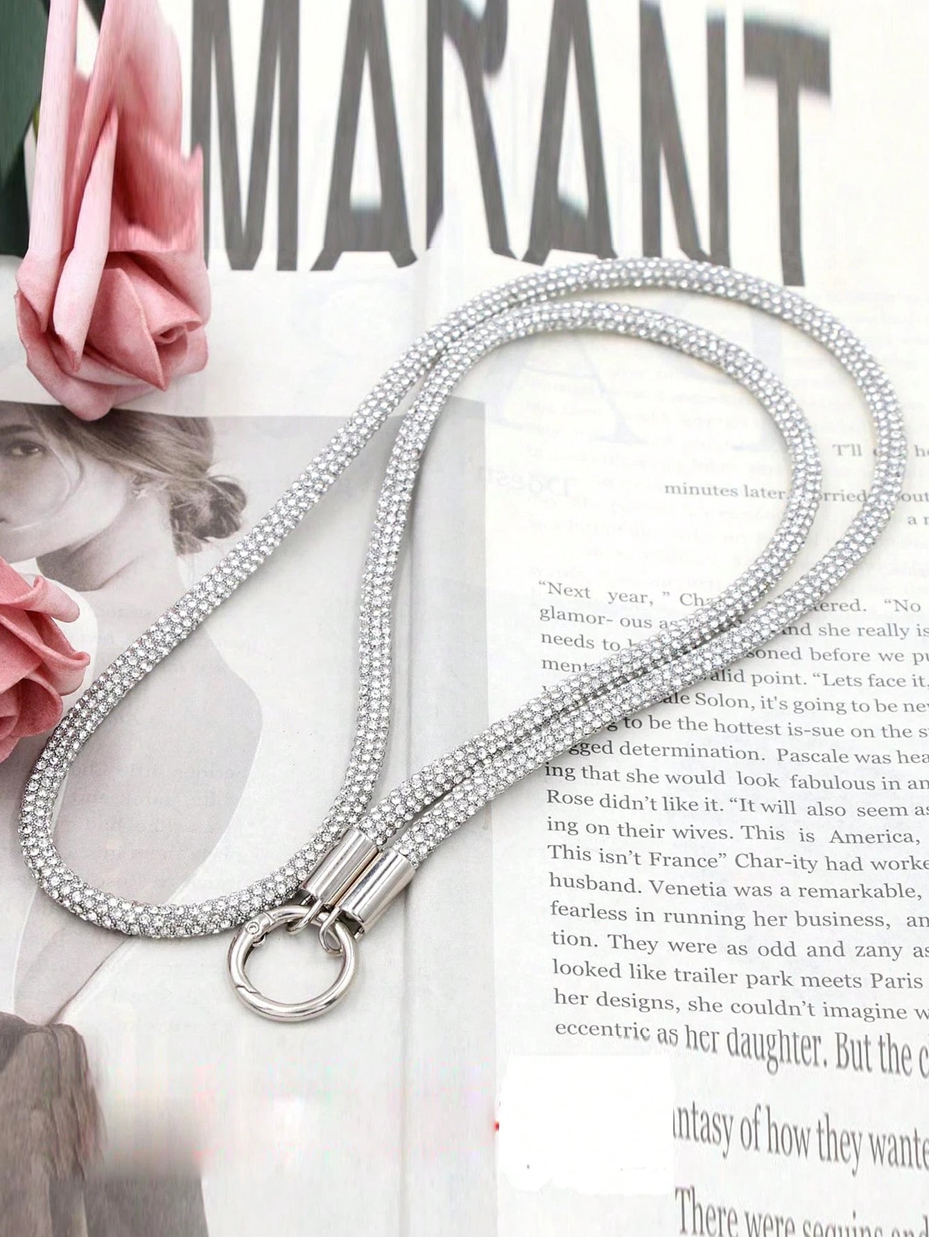 1pc Long Full Rhinestone Double-Buckle Phone Lanyard Necklace For Women, Ins Minimalist Stylish Anti-Lost Anti-Drop Phone Strap With Random Pad Accessory Gifts For Mother, Family, Friends, Birthday, H