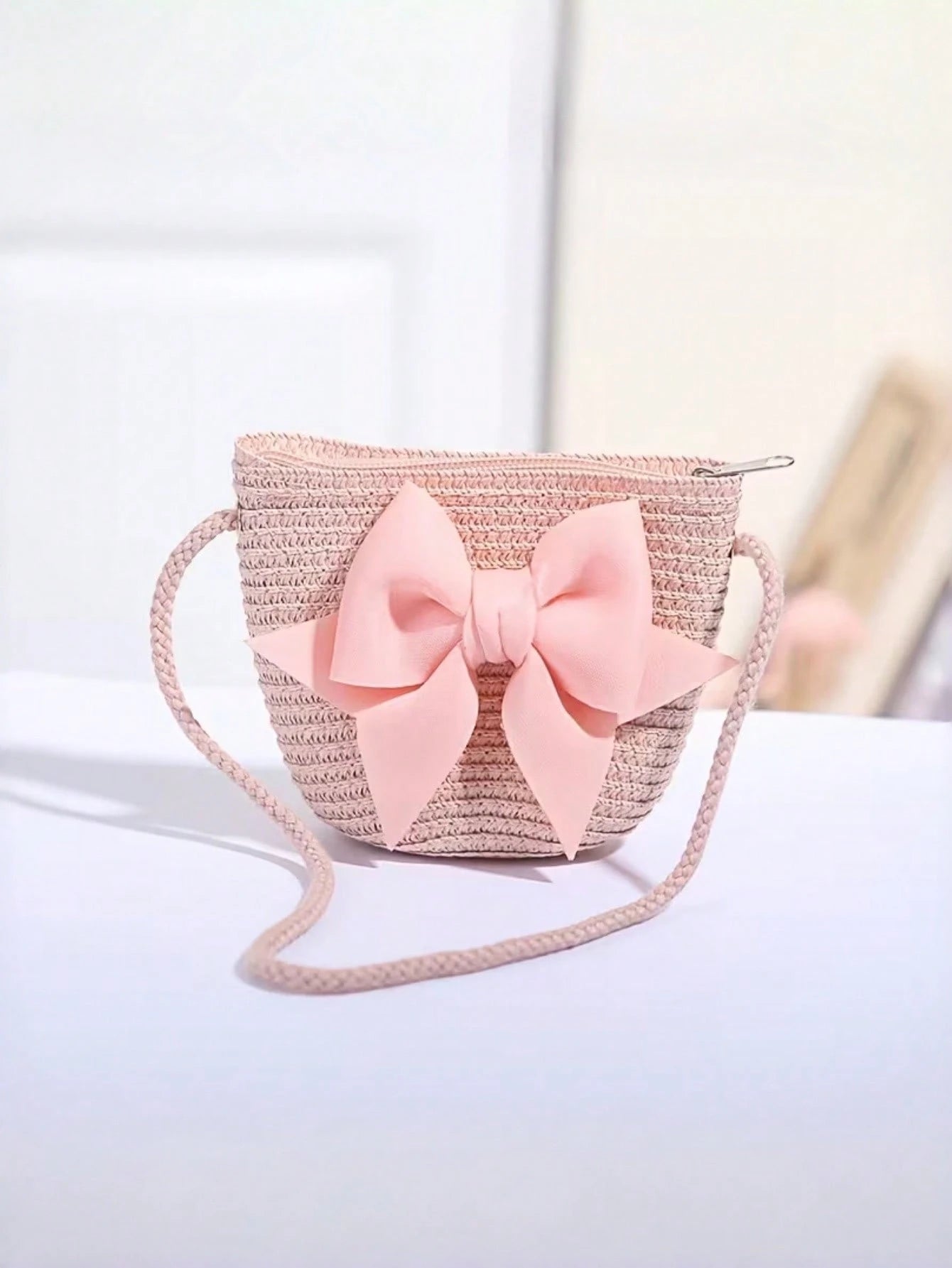 1pc Minimalist Ditsy Floral Pattern Spring/Summer Papyrus Crossbody Bag