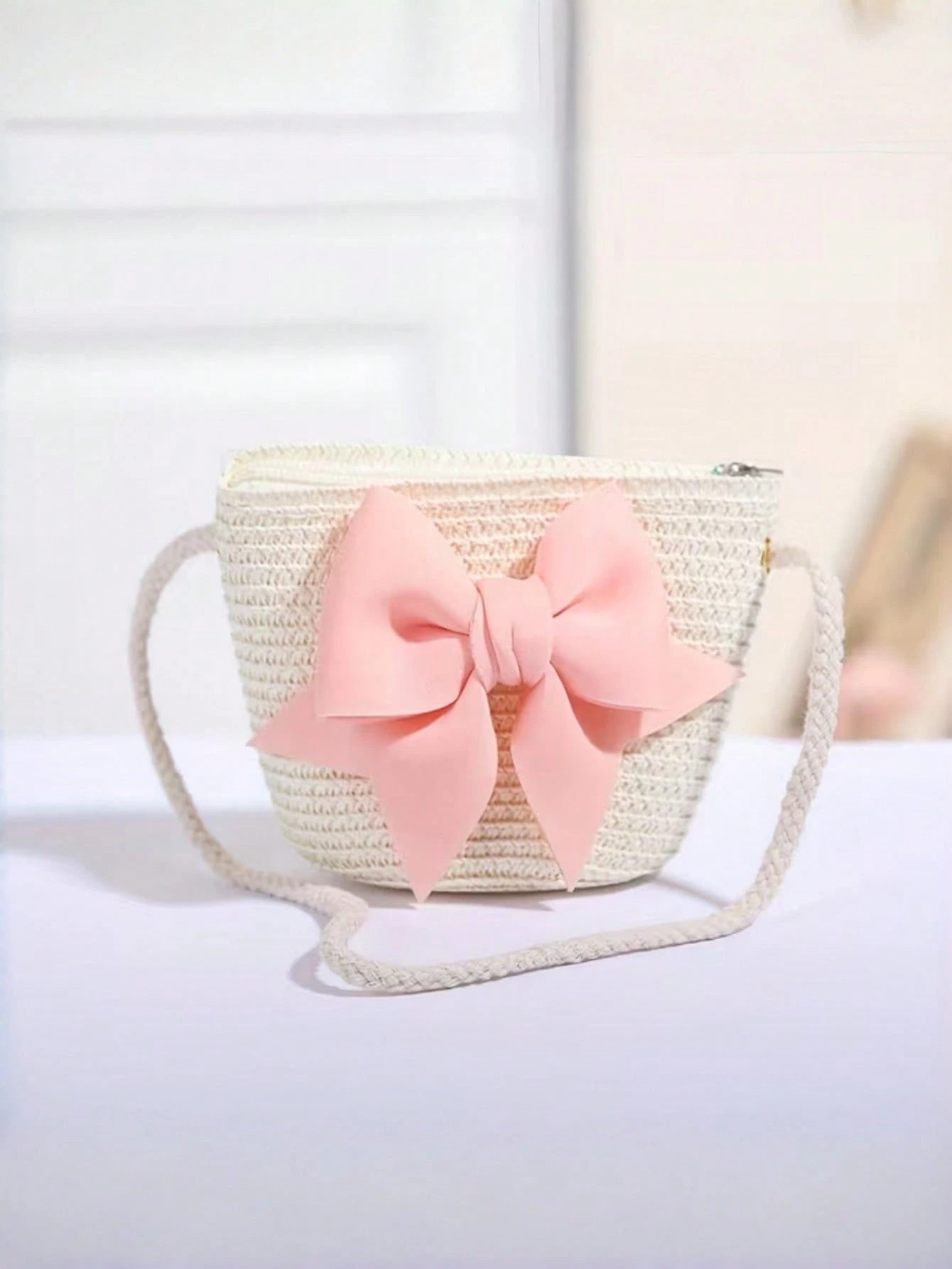1pc Minimalist Ditsy Floral Pattern Spring/Summer Papyrus Crossbody Bag