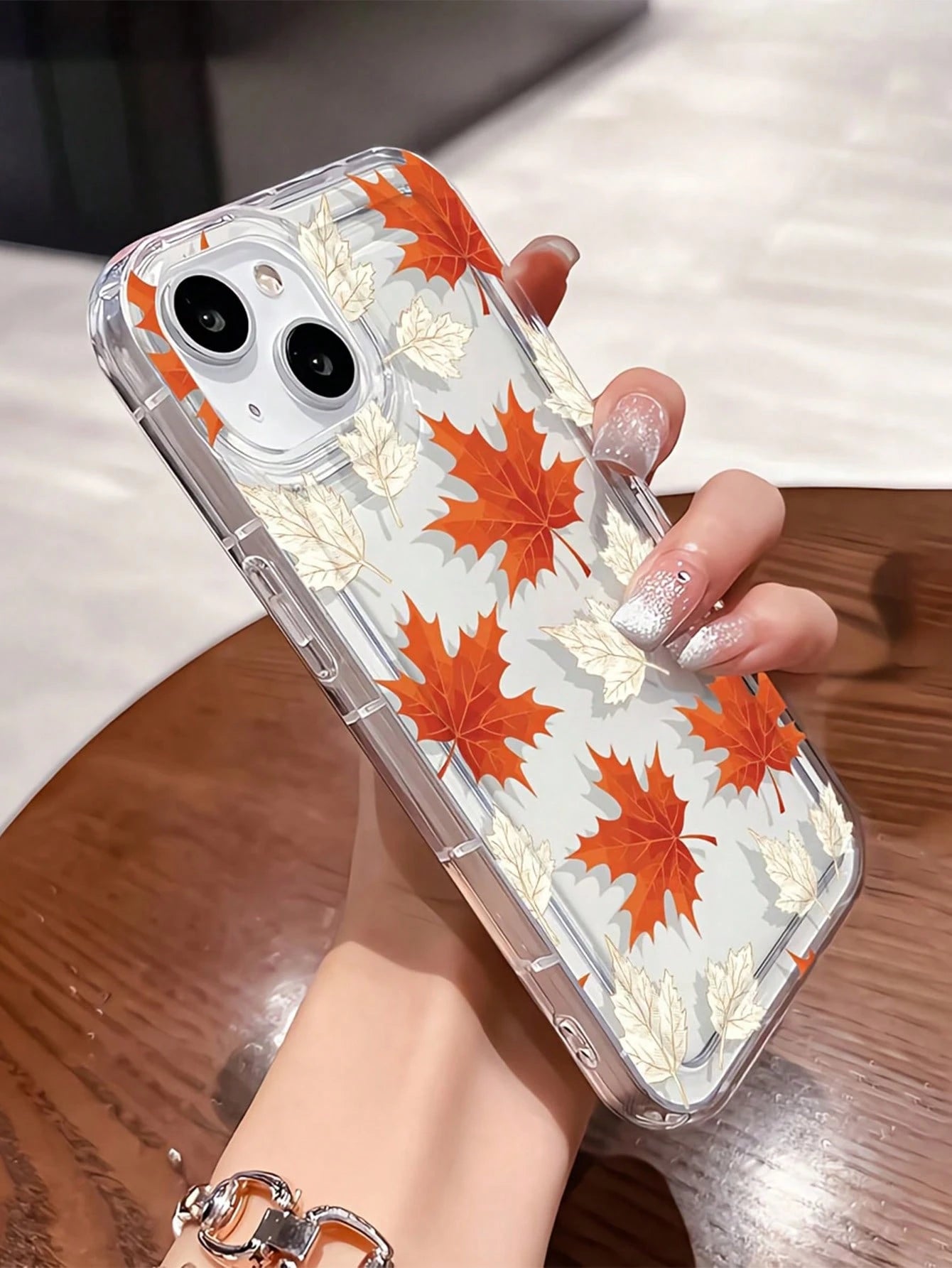 1pc Minimalist Orange Maple Leaf & White Leaf Print Phone Case, Minimalist Autumn Leaf Print Phone Case, Compatible With IPhone 11 12 13 14 15 16 16 Pro Max Air Cushion Shockproof Phone Protective Cov