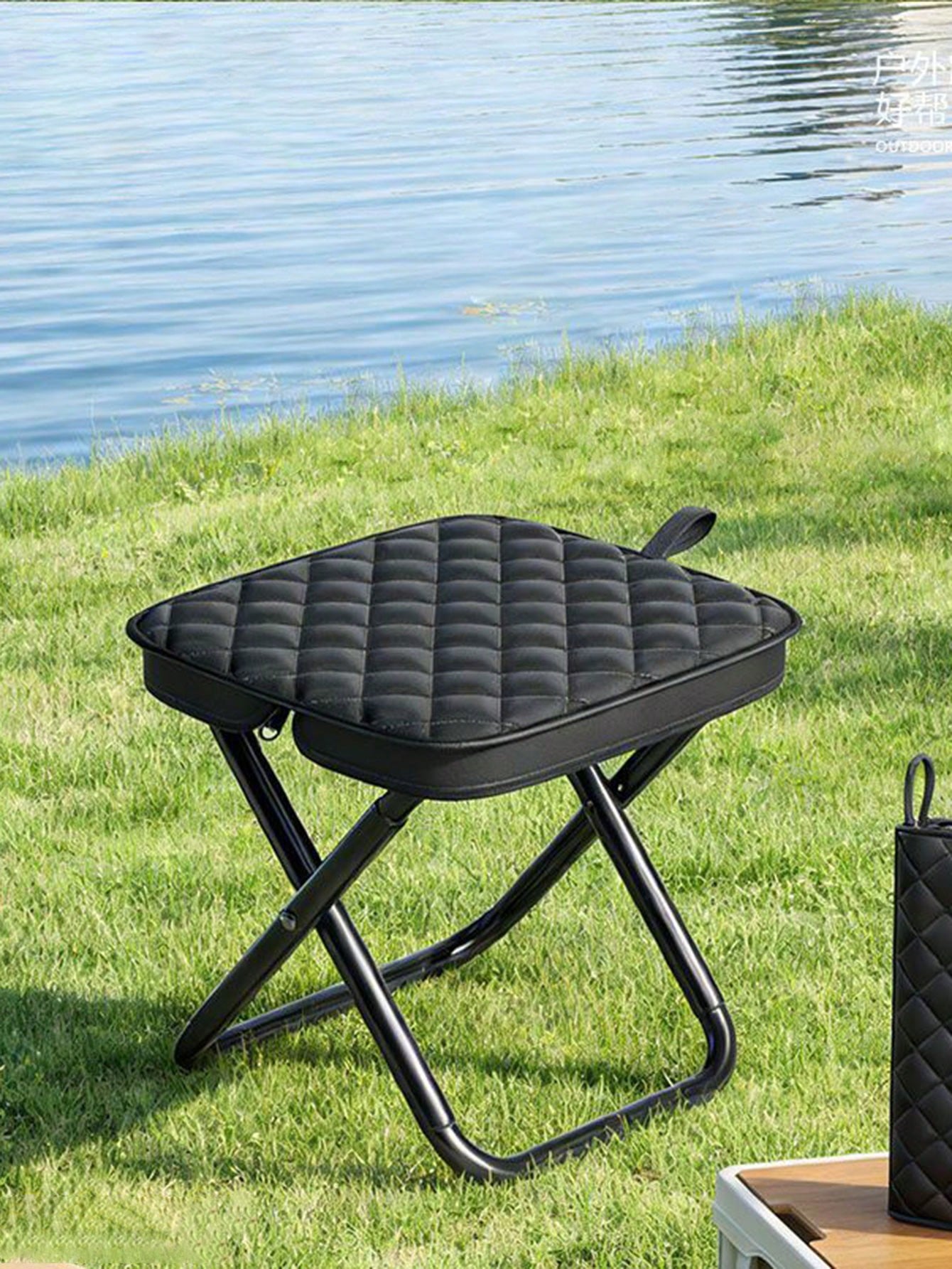 1pc Outdoor Thick Folding Stool, Portable Compact Footrest Seat, Sturdy & Stable, Suitable For Camping, Fishing, Sketching, Indoor & Outdoor Use, Comfortable Foldable Small Chair For Commuting, Picnic