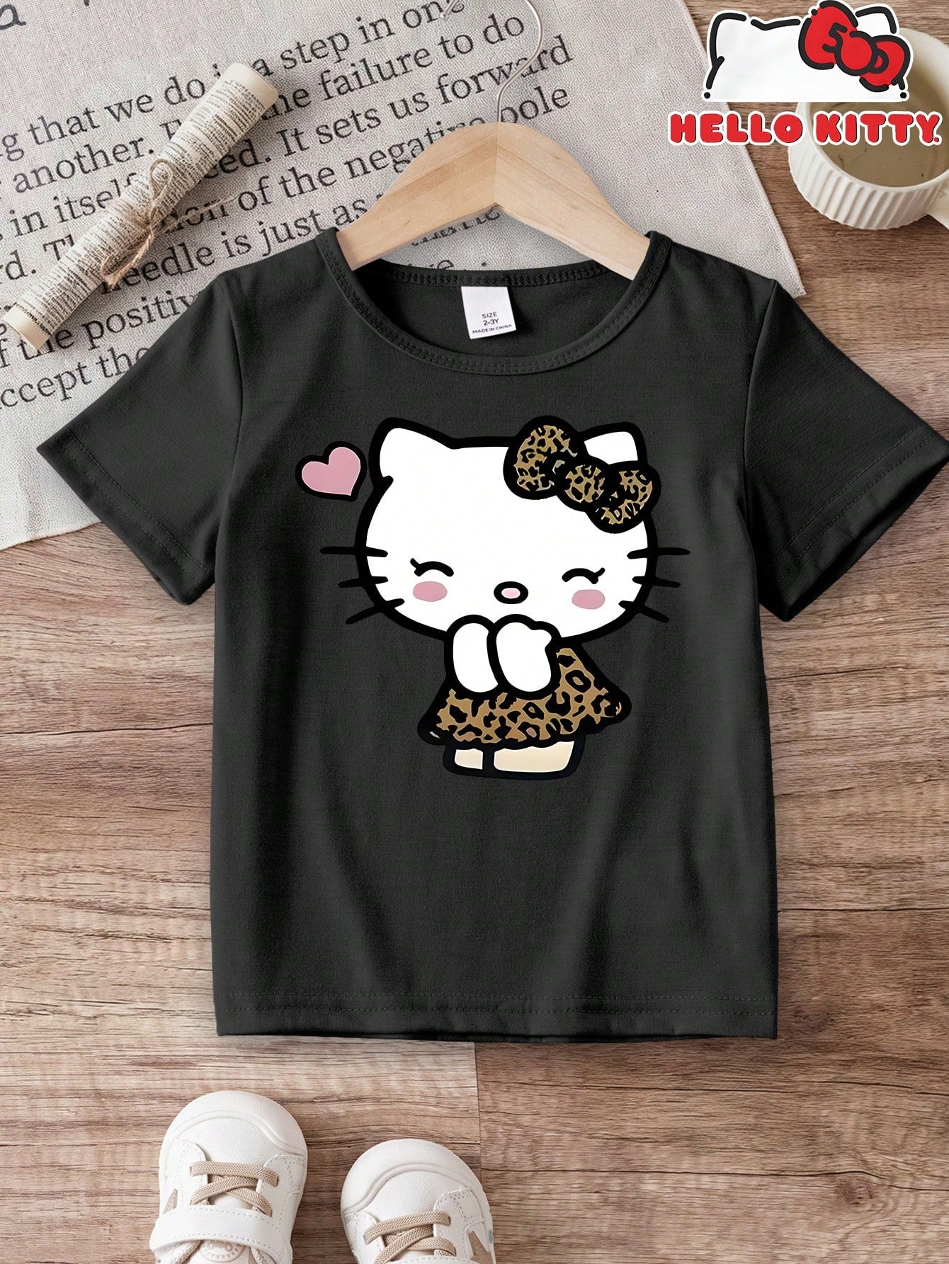 1Pc (Random 3 Styles, Send 1 Pc),Girls Short Sleeve Tee With Leopard Bow Hello Kitty Graphic, Crew Neck Casual Daily Summer Top