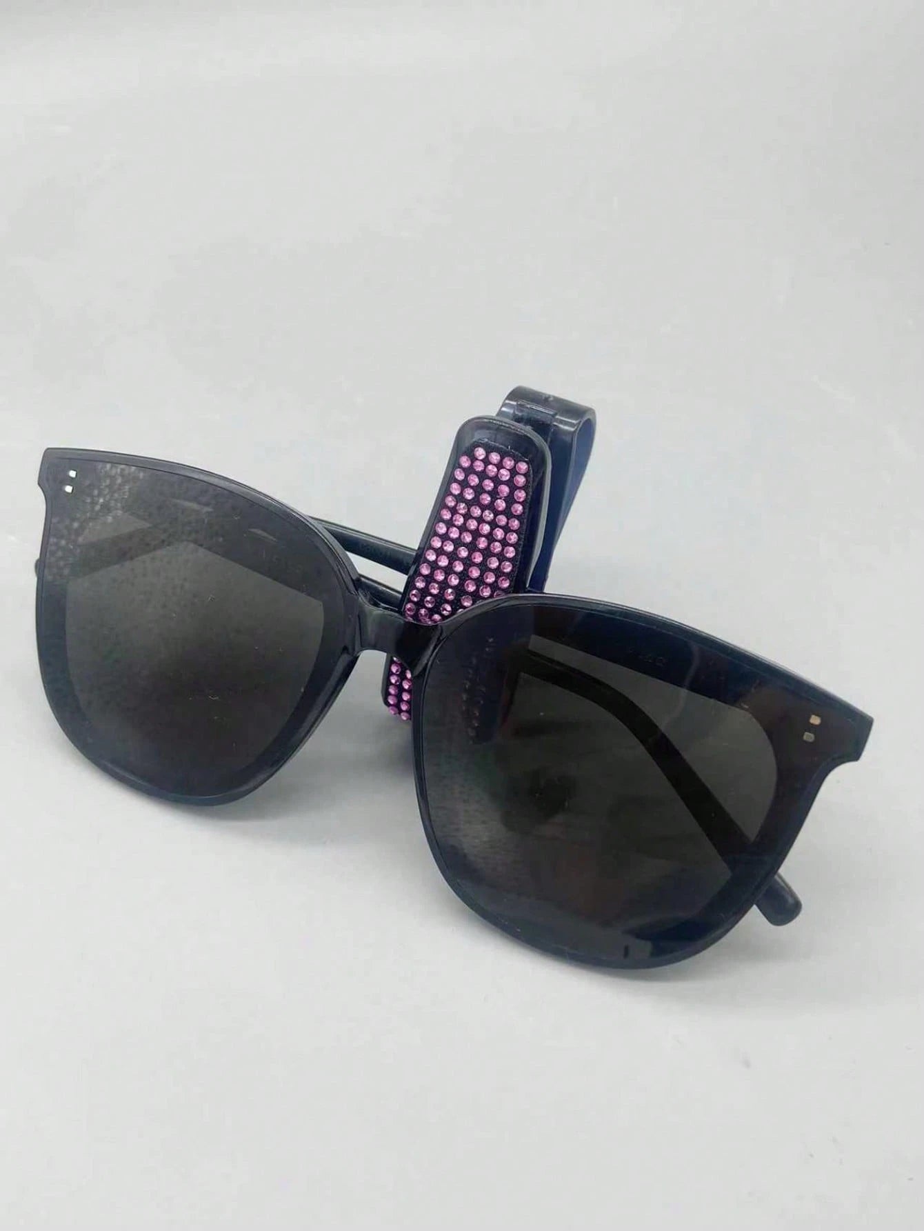 1pc Rhinestone Decor Car Sun Visor Glasses Holder