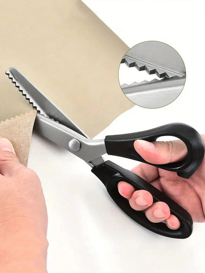 1pc Sewing Scissors With Zigzag Teeth To Cut Fabric In Triangle And Scrapbook Edge, With Round Arc & Wavy Edge Blade For Diy Handwork