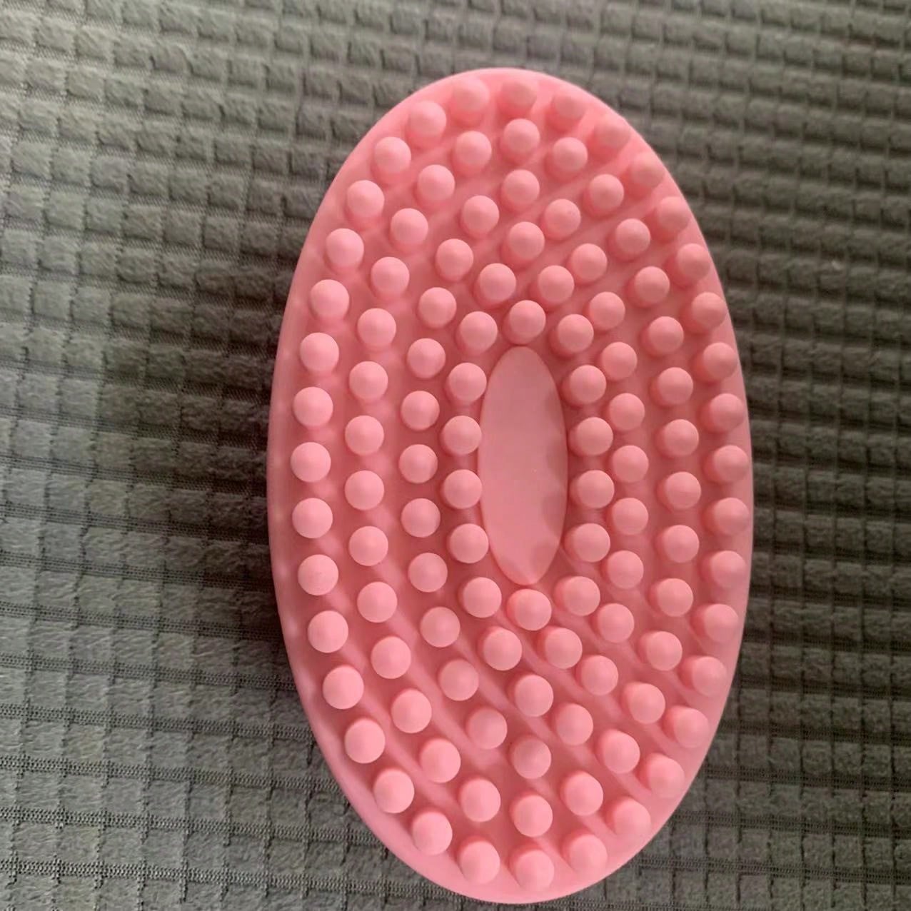 1pc Silicone Cleaning Brush, Suitable For Shower, Silicone Shampoo & Body Wash Brush, Double-Sided Friction Bath Brush, Massage Bath Brush, Bathroom Cleaning Tool, Storage Bag, Organizer Bag, Hair Cli