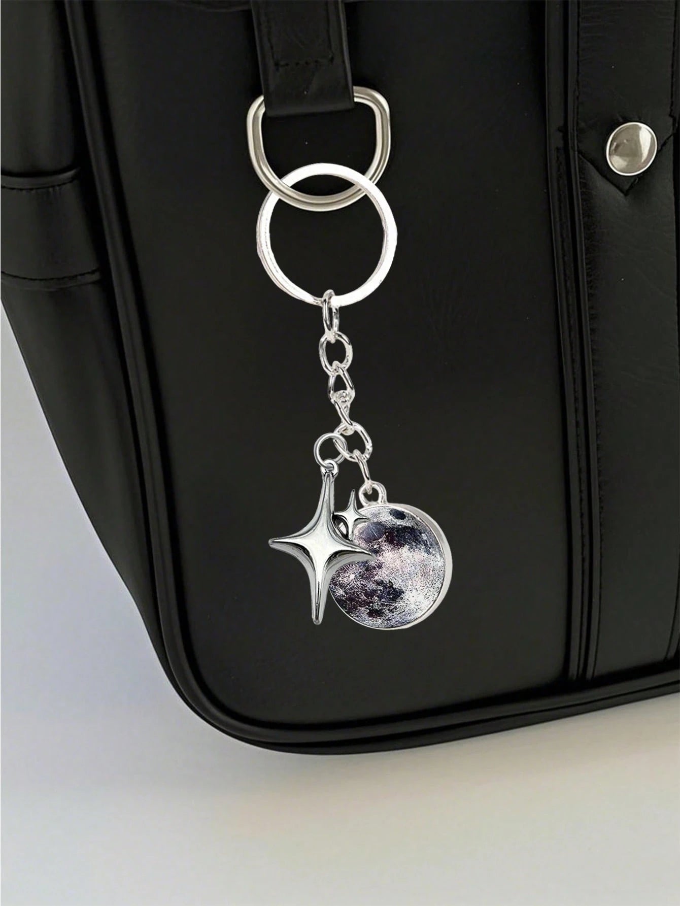 1pc Solar System Planet Keychain, Moon, Mercury, Mars Double-Sided Glass Ball Fashionable Galaxy Nebula Keychain Pendant, Suitable For Back To School Supplies, Keychain Lanyard, Thank You Gift, Teache
