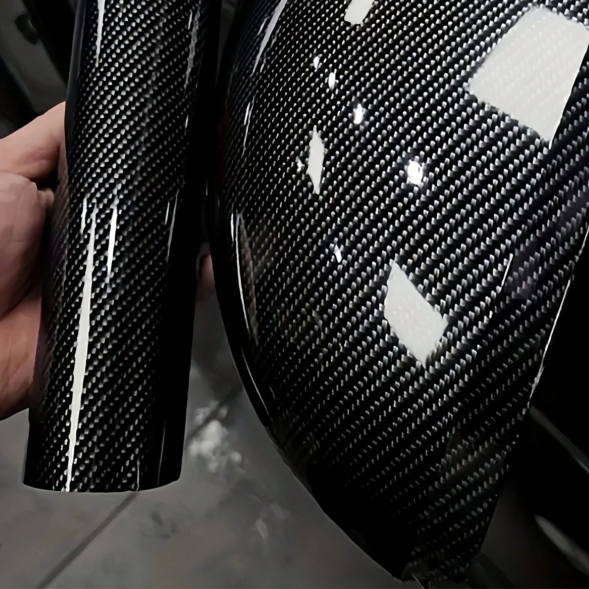 1pc Ultra-Bright Carbon Fiber 9D Carbon Fiber Interior Decal Sticker, Heat Resistant For Automotive And Motorcycle Body, Rearview Mirror, Interior And Exterior Customization, Protective Film
