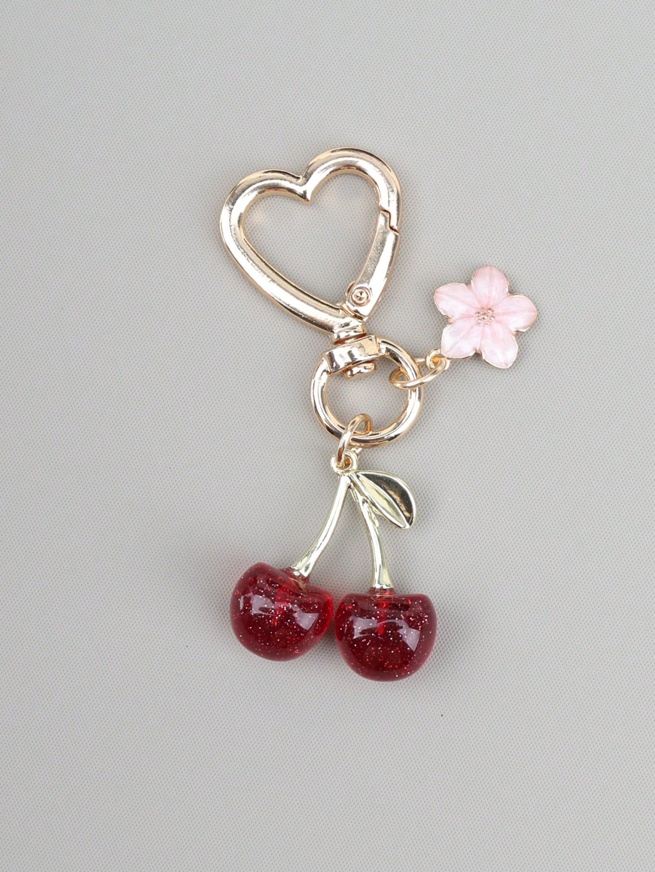 1pc Unisex New Shiny Faux Cherry Keychain Fashionable Delicate 3D Cherry Blossom Decor Bag Charm Jewellery Shine Party Car Accessories For Woman Gifts For Women